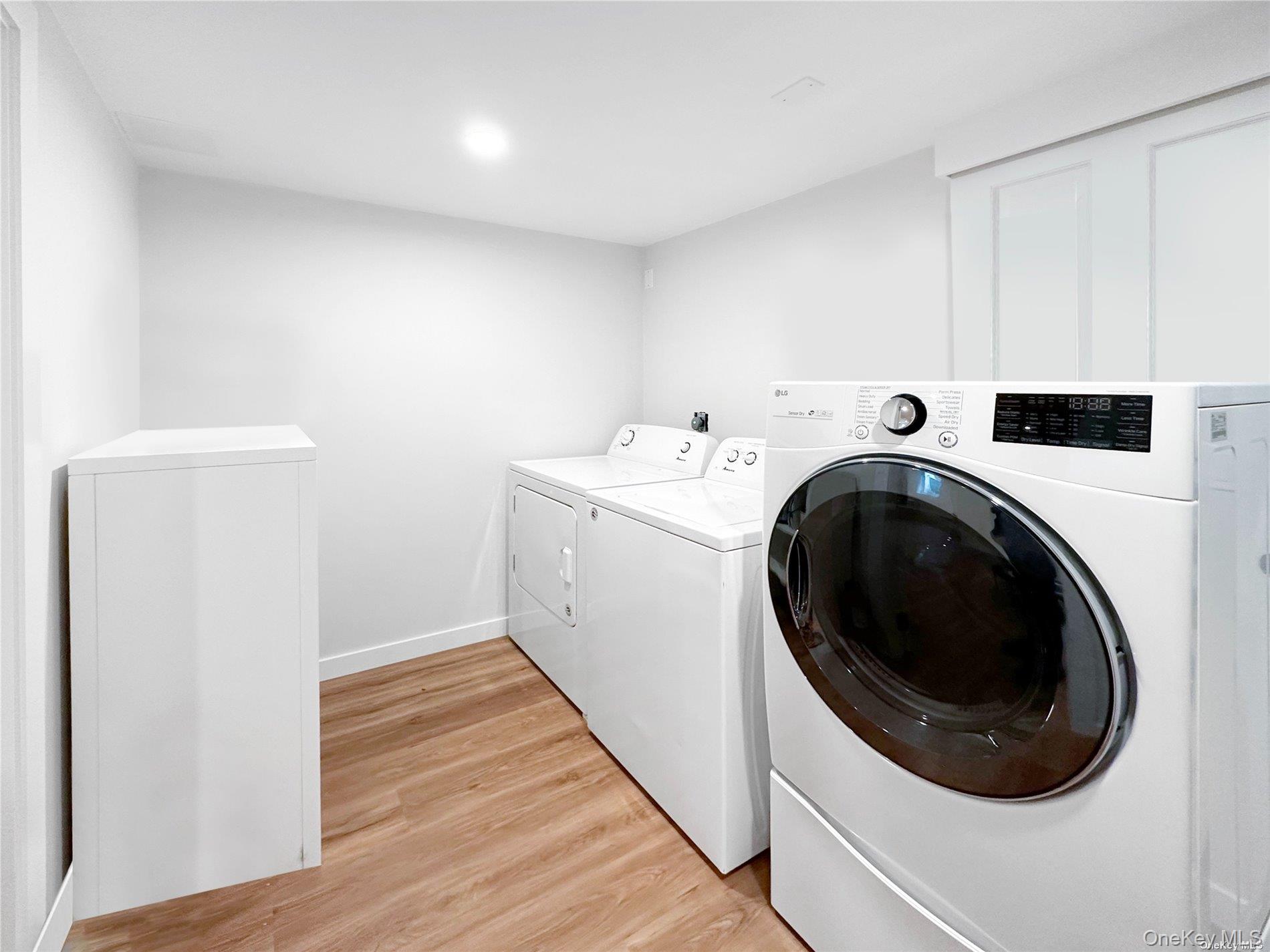 #19 photo, 66 School Street, サフォーク郡 Hampton Bays , NY 11946