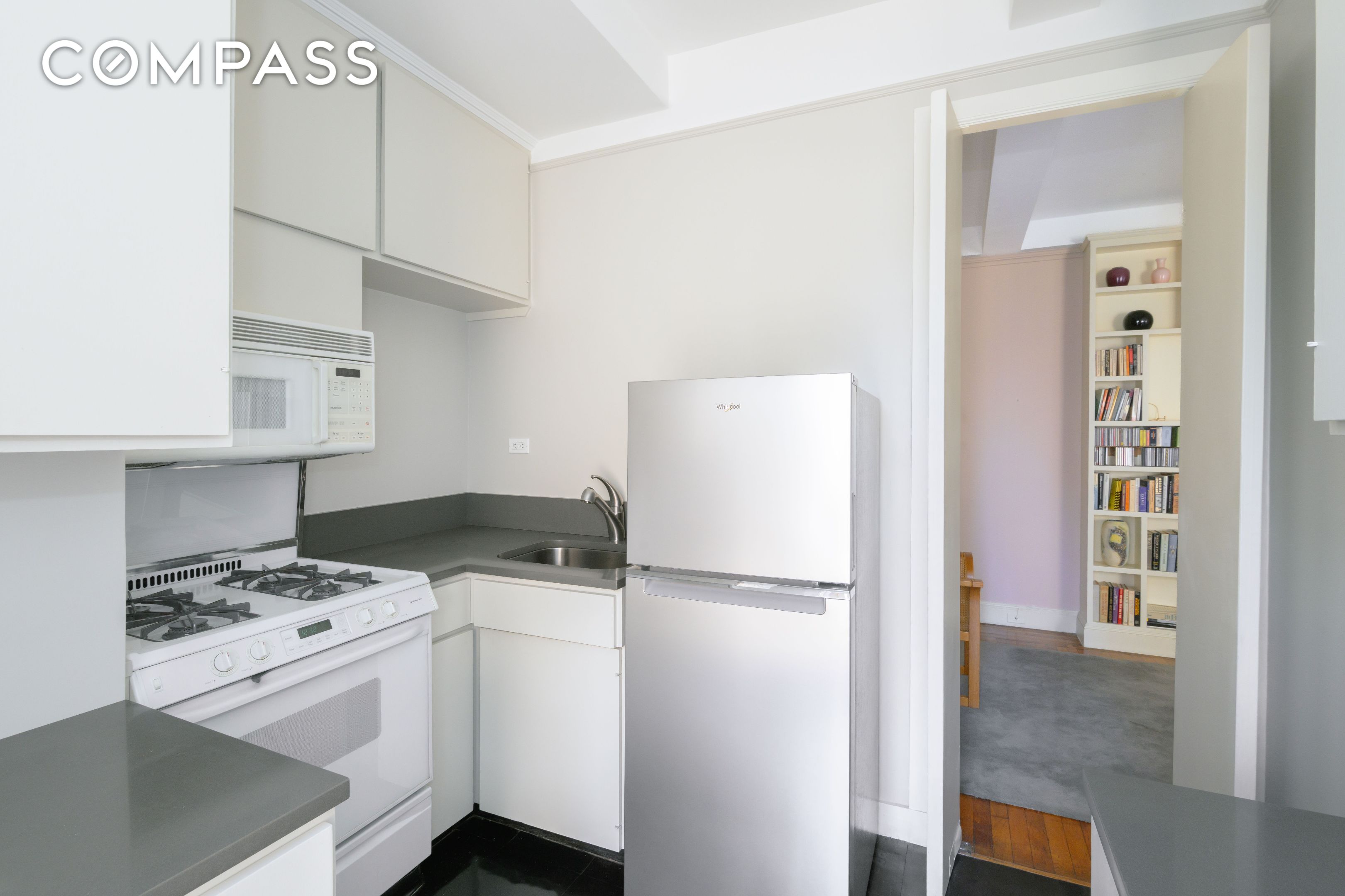 #9 photo, 2 W 67th Street, マンハッタン Upper West Side , NY 10023