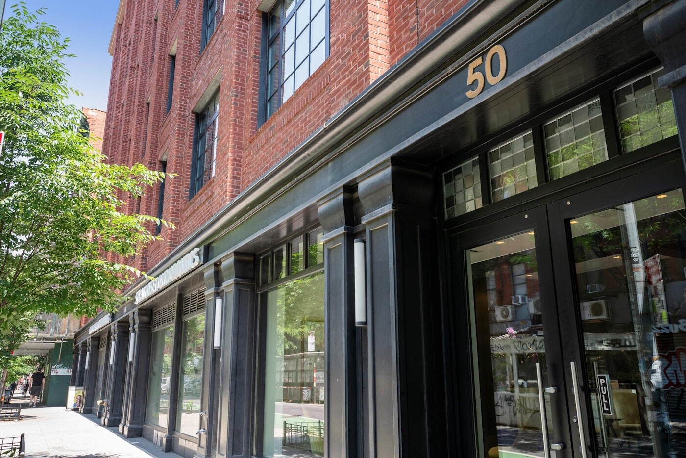 #21 photo, 50 CLINTON Street, Lower East Side , NY 10002