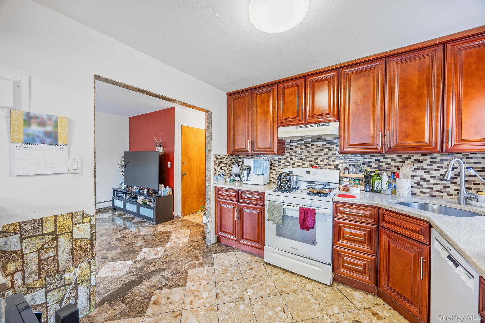 #17 photo, 7521 Caldwell Avenue, Middle Village , NY 11379