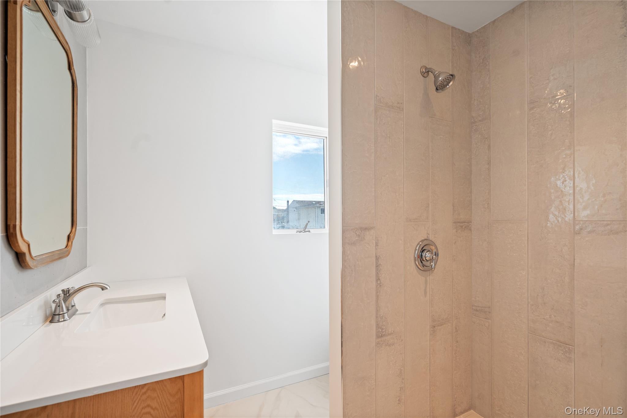 #16 photo, 2655 Ocean Avenue, ナッソー郡 Seaford , NY 11783