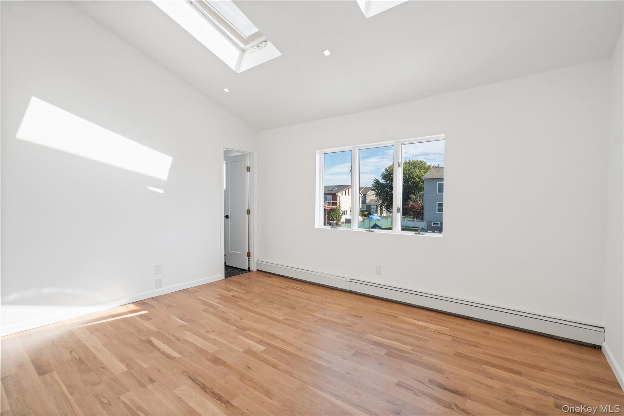 #17 photo, 2655 Ocean Avenue, ナッソー郡 Seaford , NY 11783