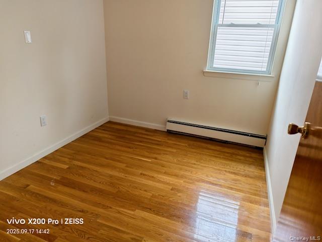 #4 photo, 43-44 249 St, クイーンズ区 Little Neck , NY 11363