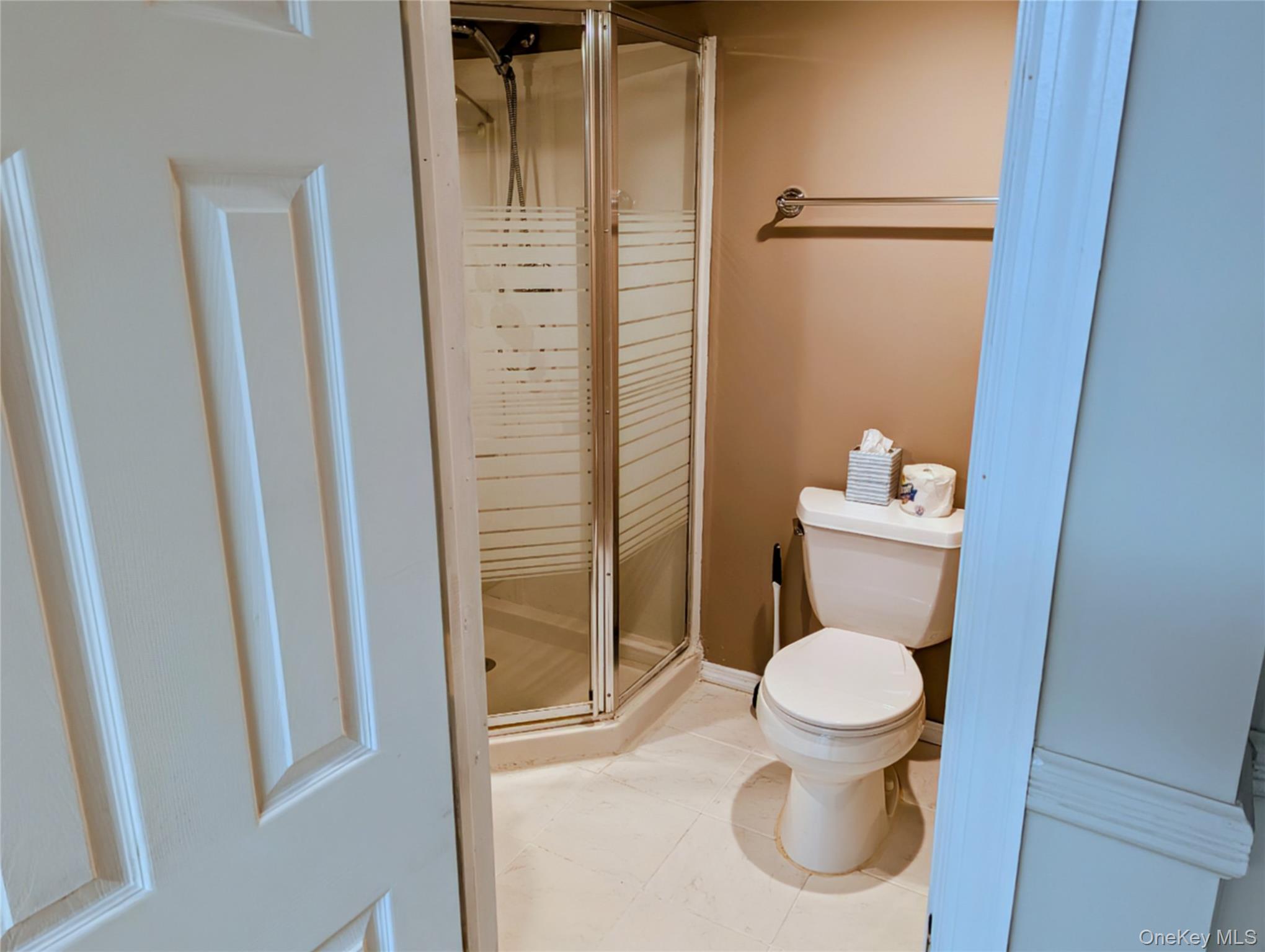 #11 photo, 139 Pine Neck Avenue, サフォーク郡 East Patchogue , NY 11772