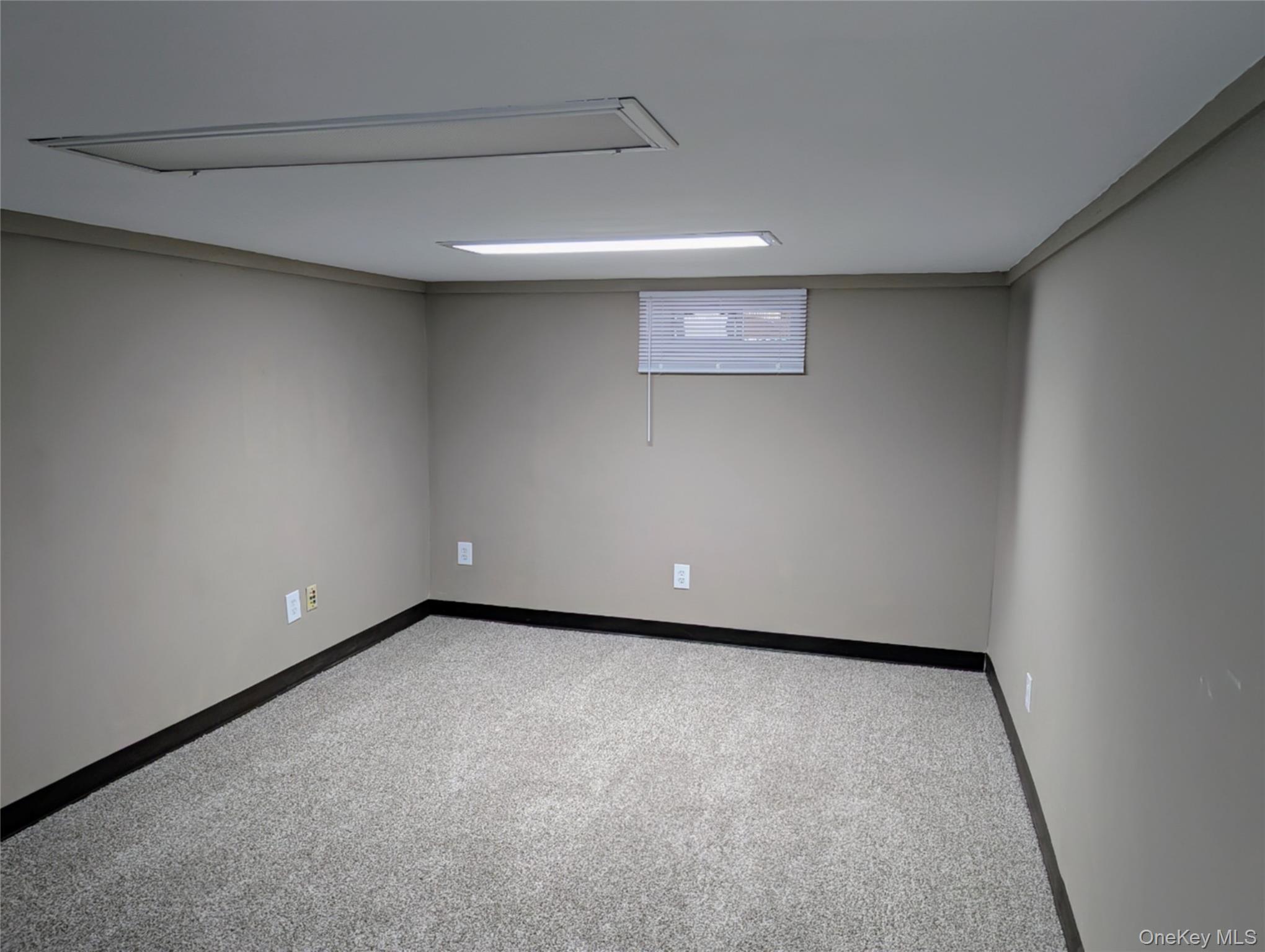 #15 photo, 139 Pine Neck Avenue, サフォーク郡 East Patchogue , NY 11772