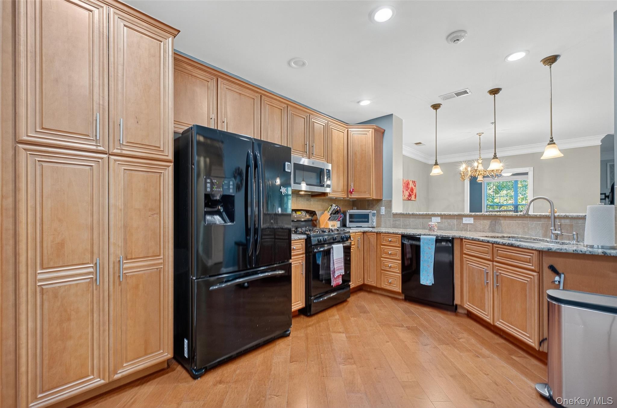 #7 photo, 423 Regency Drive, Fishkill , NY 12524