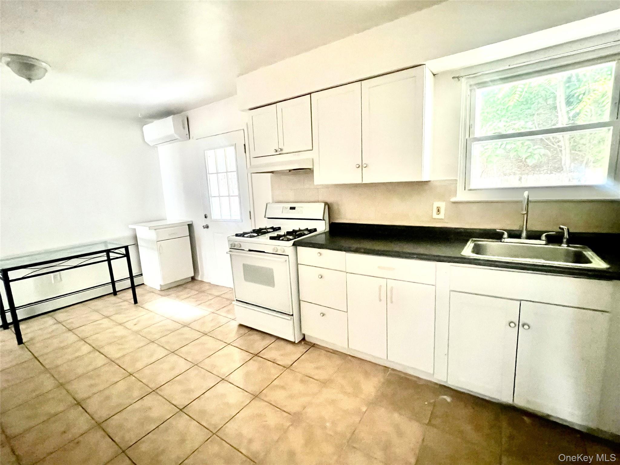 #1 photo, 92 Sheffield Drive, Middletown , NY 10940