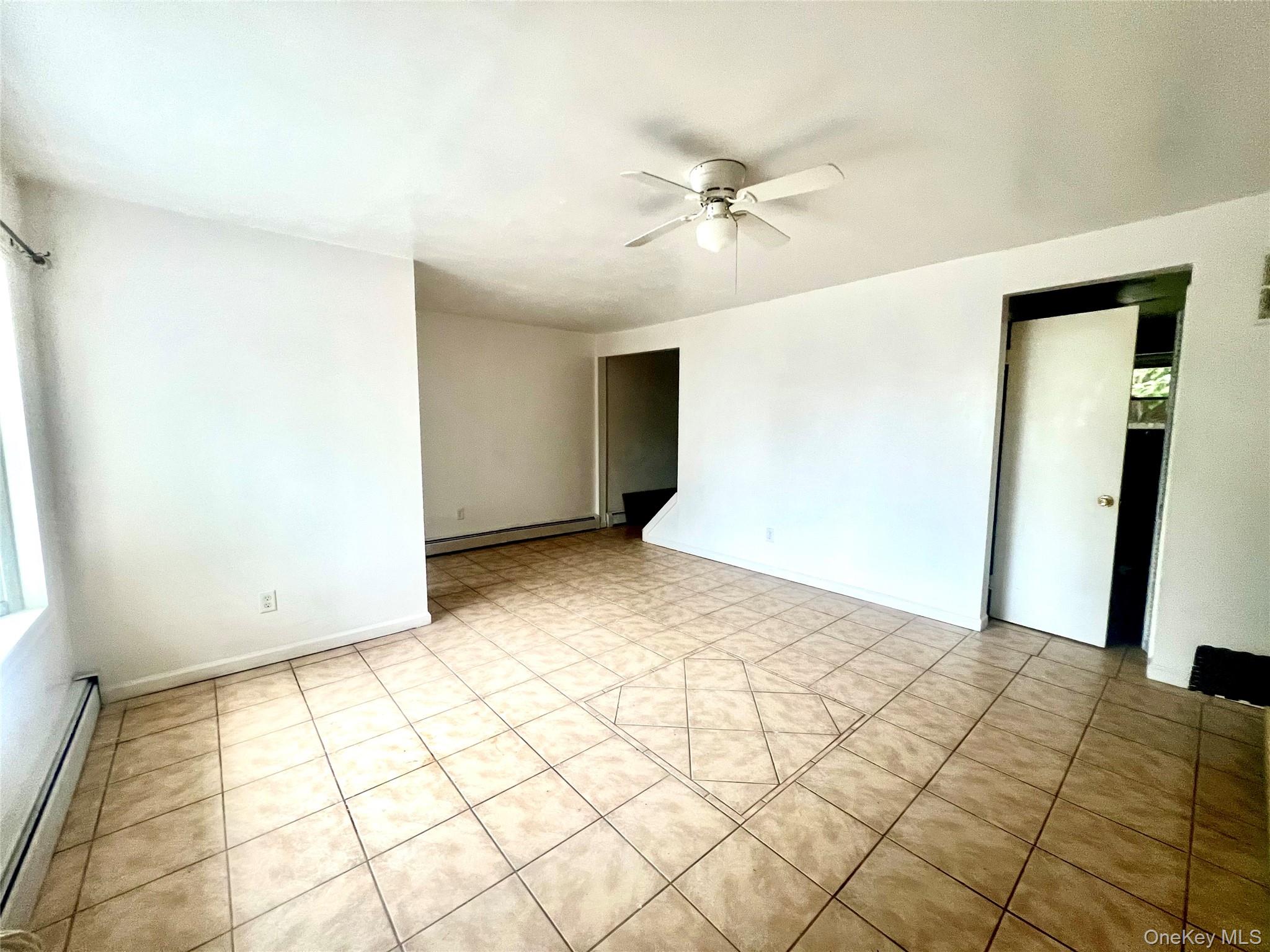 #4 photo, 92 Sheffield Drive, Middletown , NY 10940