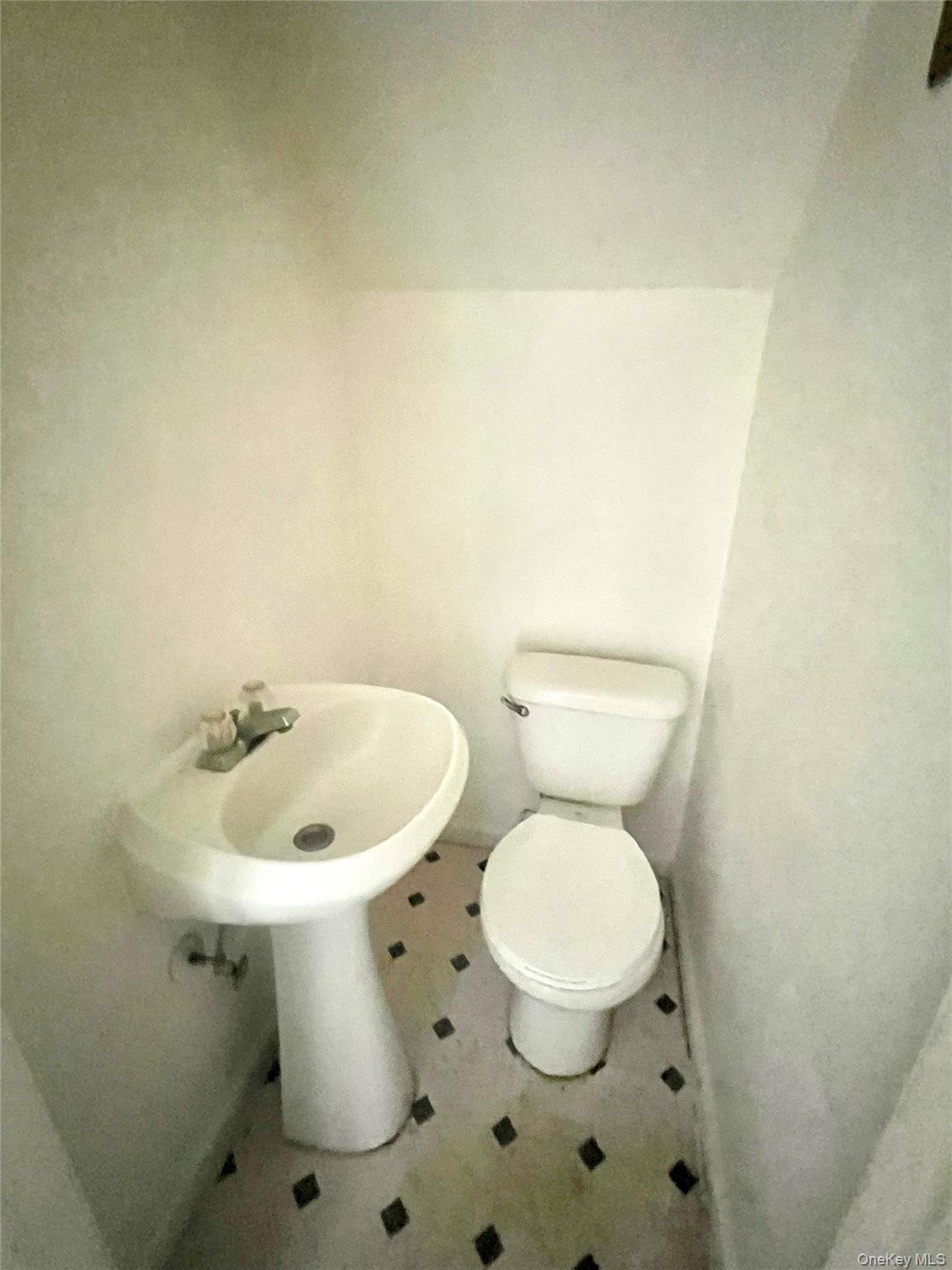 #5 photo, 92 Sheffield Drive, Middletown , NY 10940