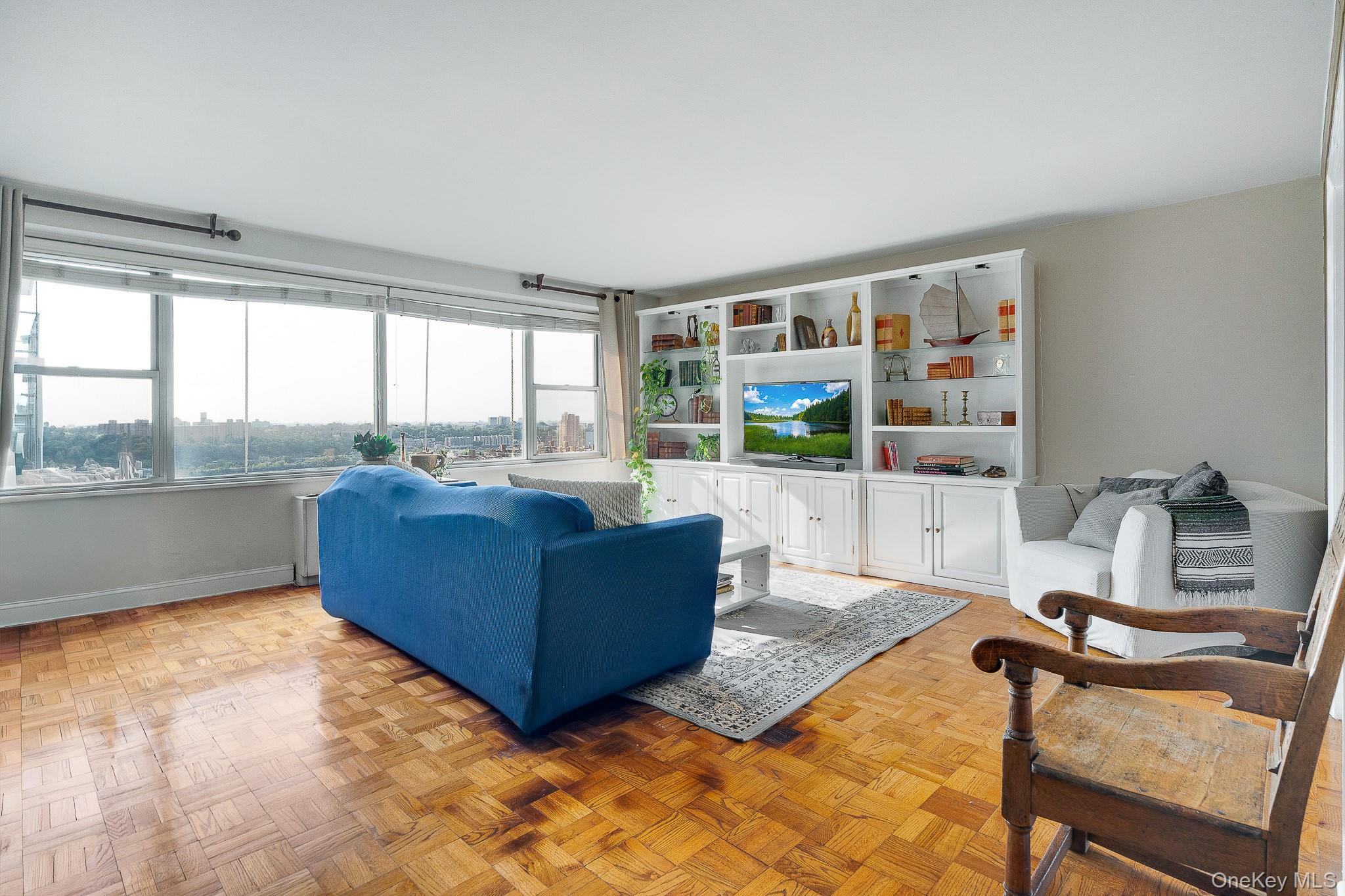 #5 photo, 2500 Johnson Avenue, Bronx , NY 10463