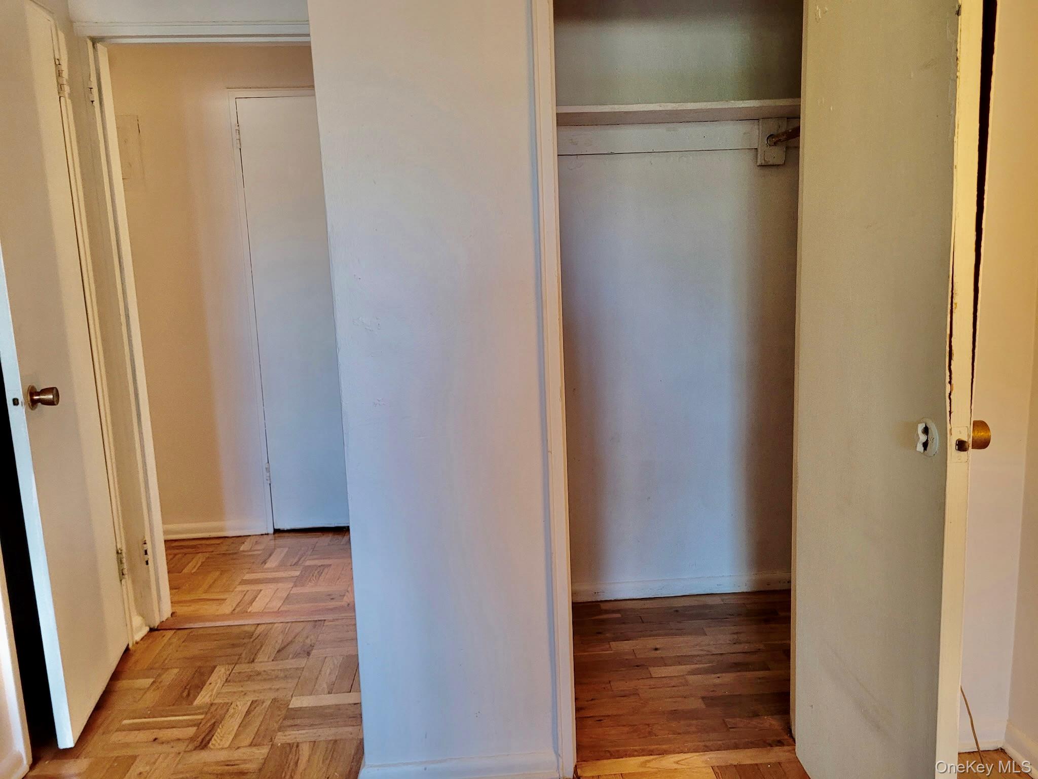 #6 photo, 315 Atlantic Avenue, East Rockaway , NY 11518