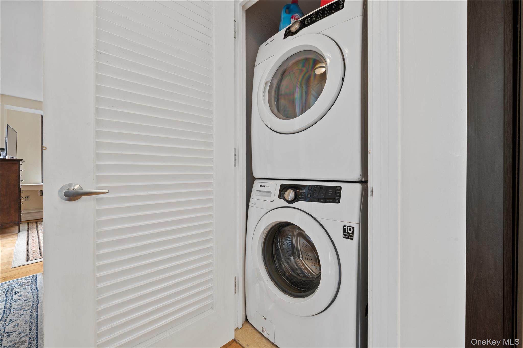 #15 photo, 64-05 Yellowstone Boulevard, クイーンズ区 Forest Hills , NY 11375