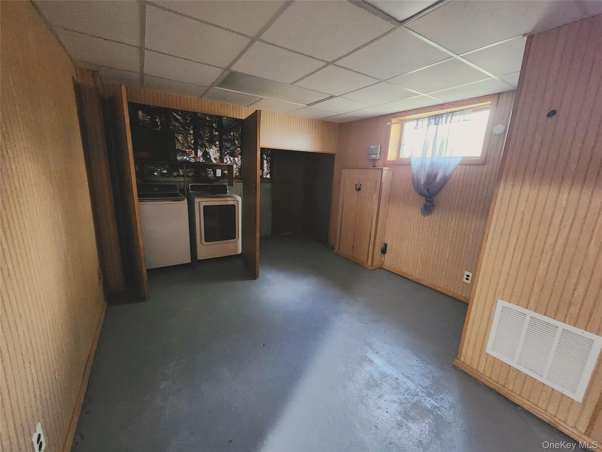 #14 photo, 55 Holiday Park Drive, サフォーク郡 Centereach , NY 11720