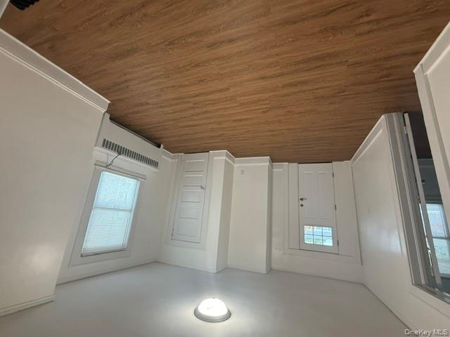 #3 photo, 97 Inwood Avenue, Port Chester , NY 10573