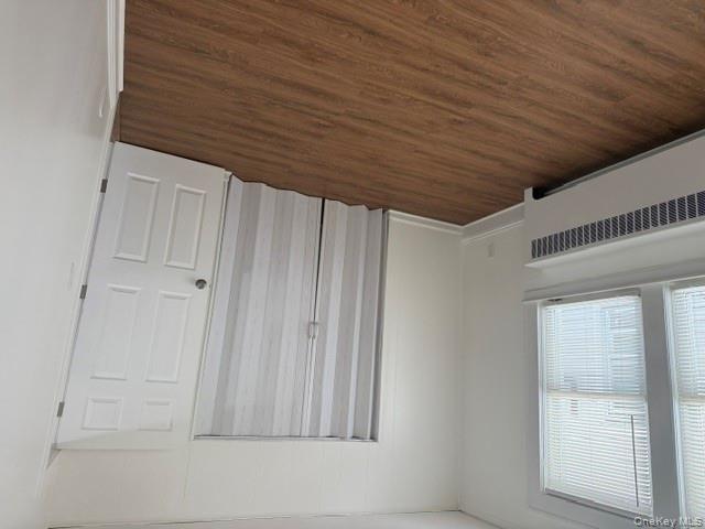 #9 photo, 97 Inwood Avenue, Port Chester , NY 10573