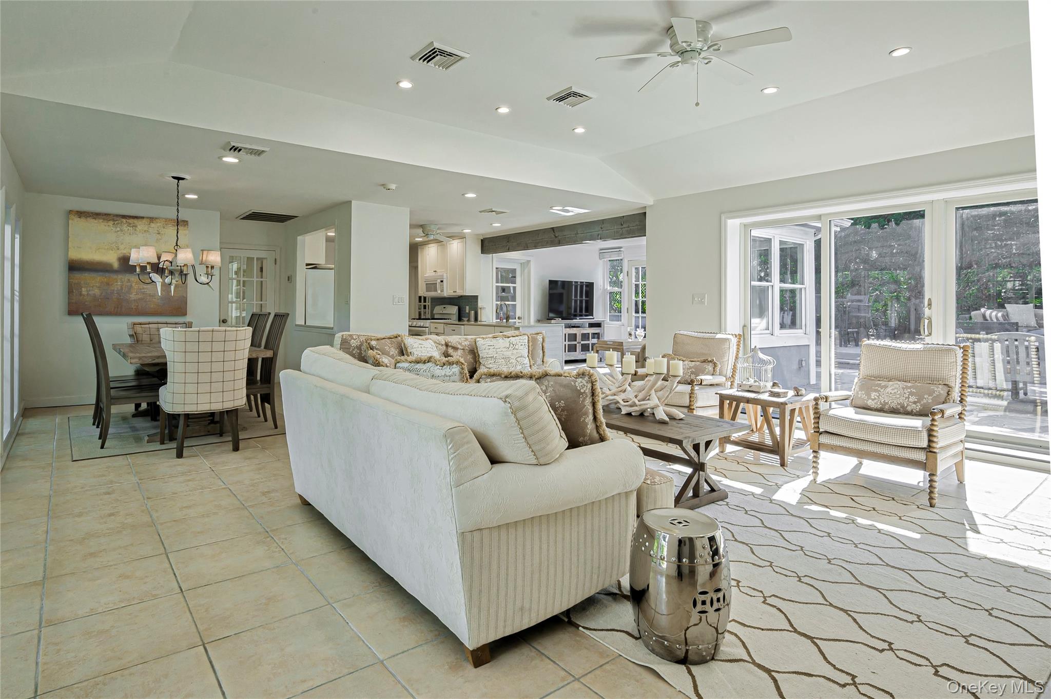 #17 photo, 39 Sloop Walk, サフォーク郡 Ocean Beach , NY 11770