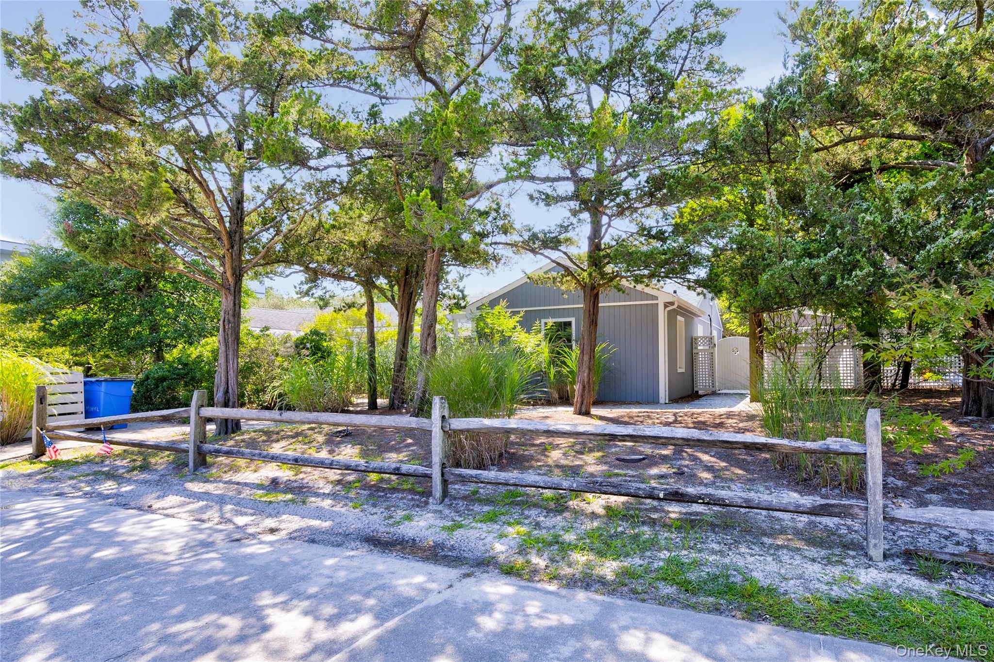 #2 photo, 39 Sloop Walk, サフォーク郡 Ocean Beach , NY 11770