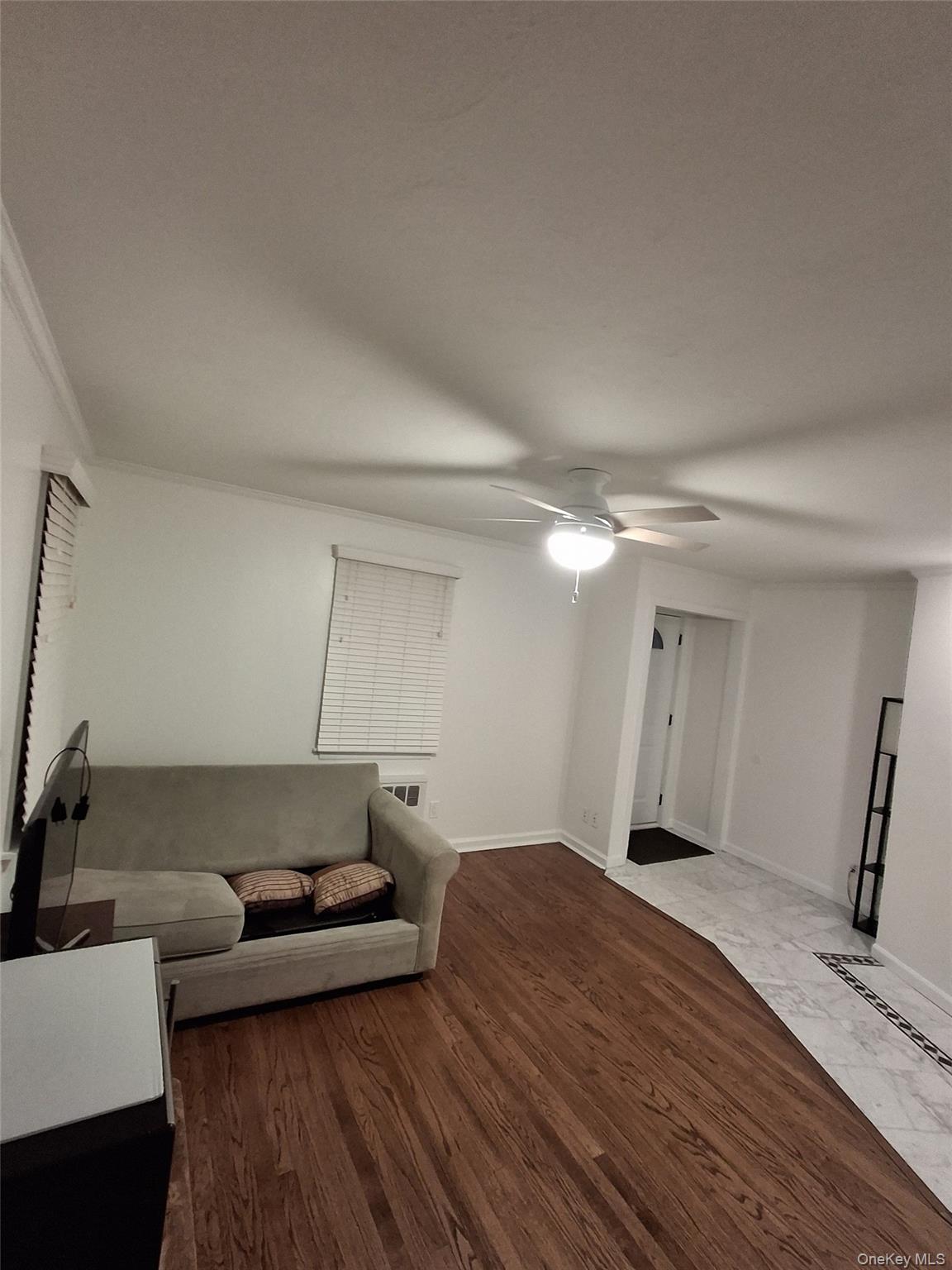 #5 photo, 1088 Park Avenue, Huntington , NY 11743