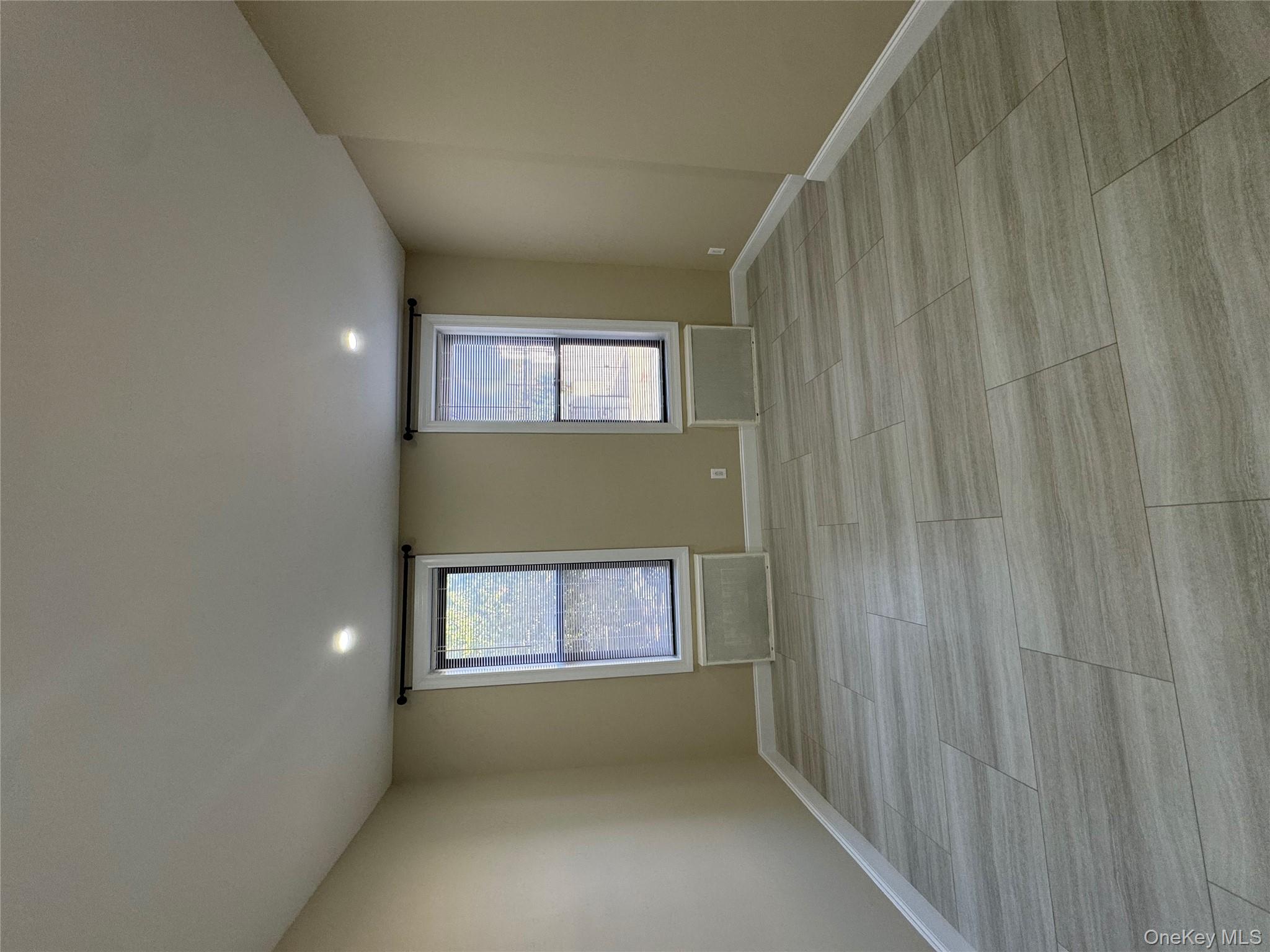 #1 photo, 5942 Grove Street, クイーンズ区 Ridgewood , NY 11385