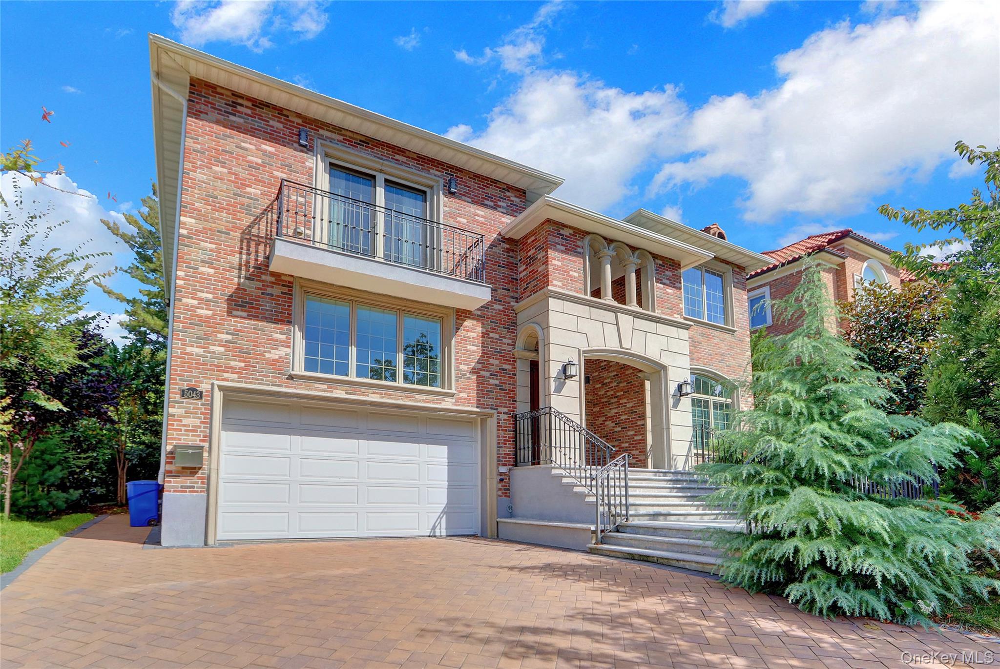 #1 photo, 50-43 Morenci Lane, लिटिल नेक Little Neck , NY 11362