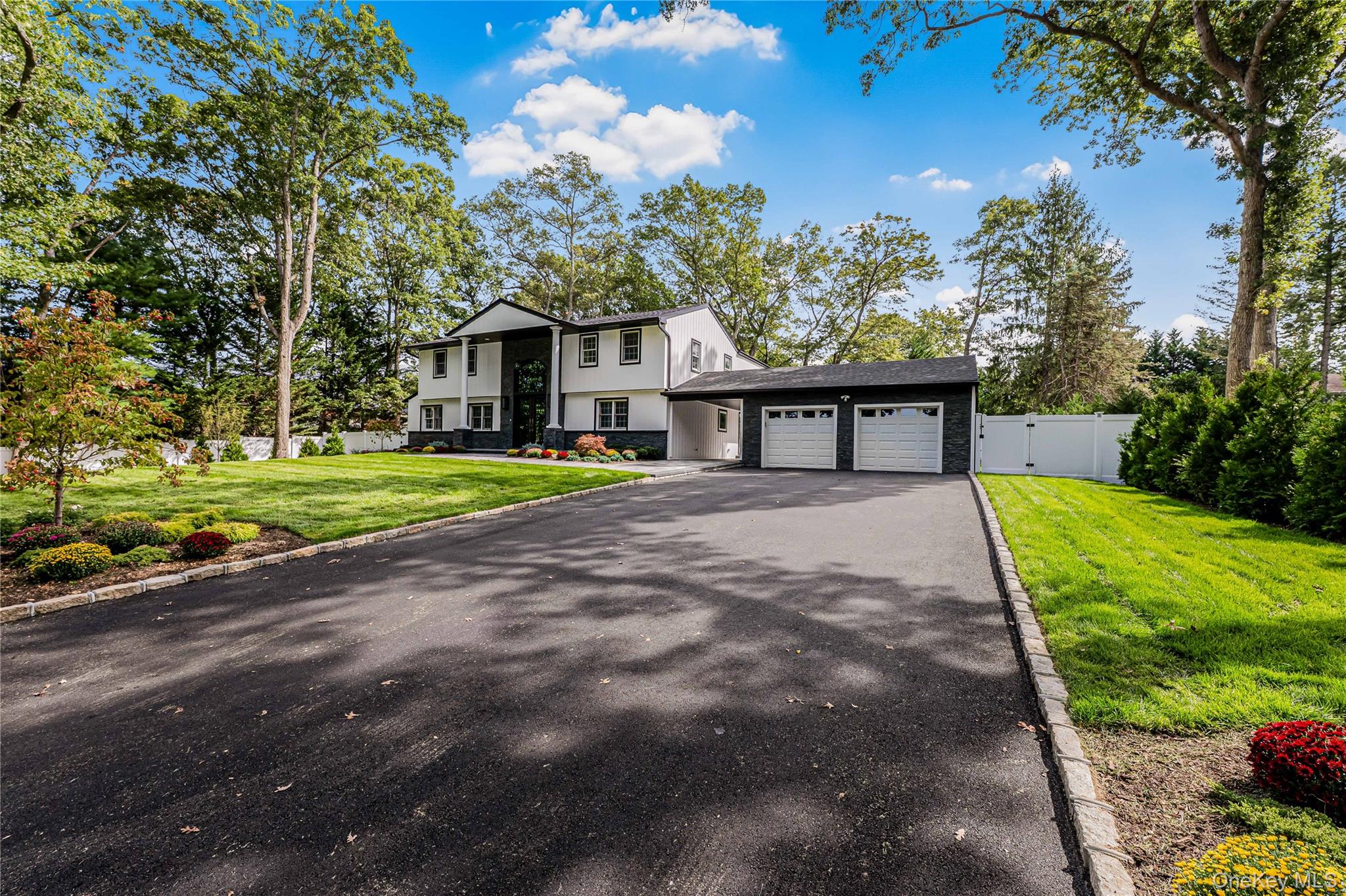 #2 photo, 15 Southwick Court, Plainview , NY 11803