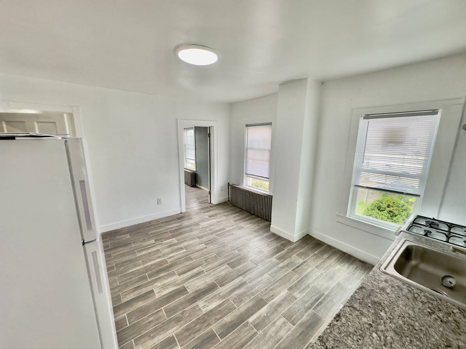 #4 photo, 104 Henry St, #2L, Inwood , NY 11096