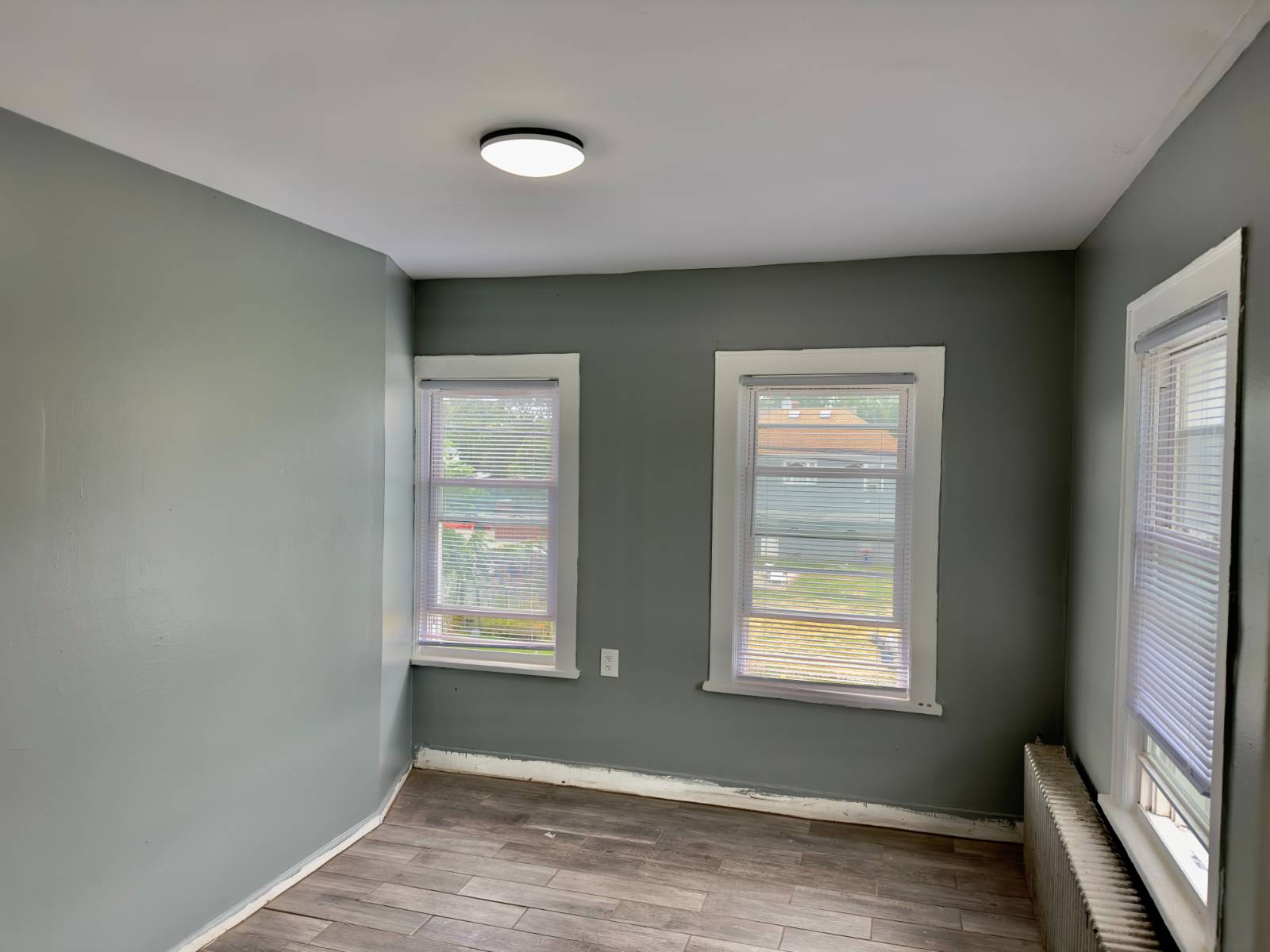 #6 photo, 104 Henry St, #2L, Inwood , NY 11096