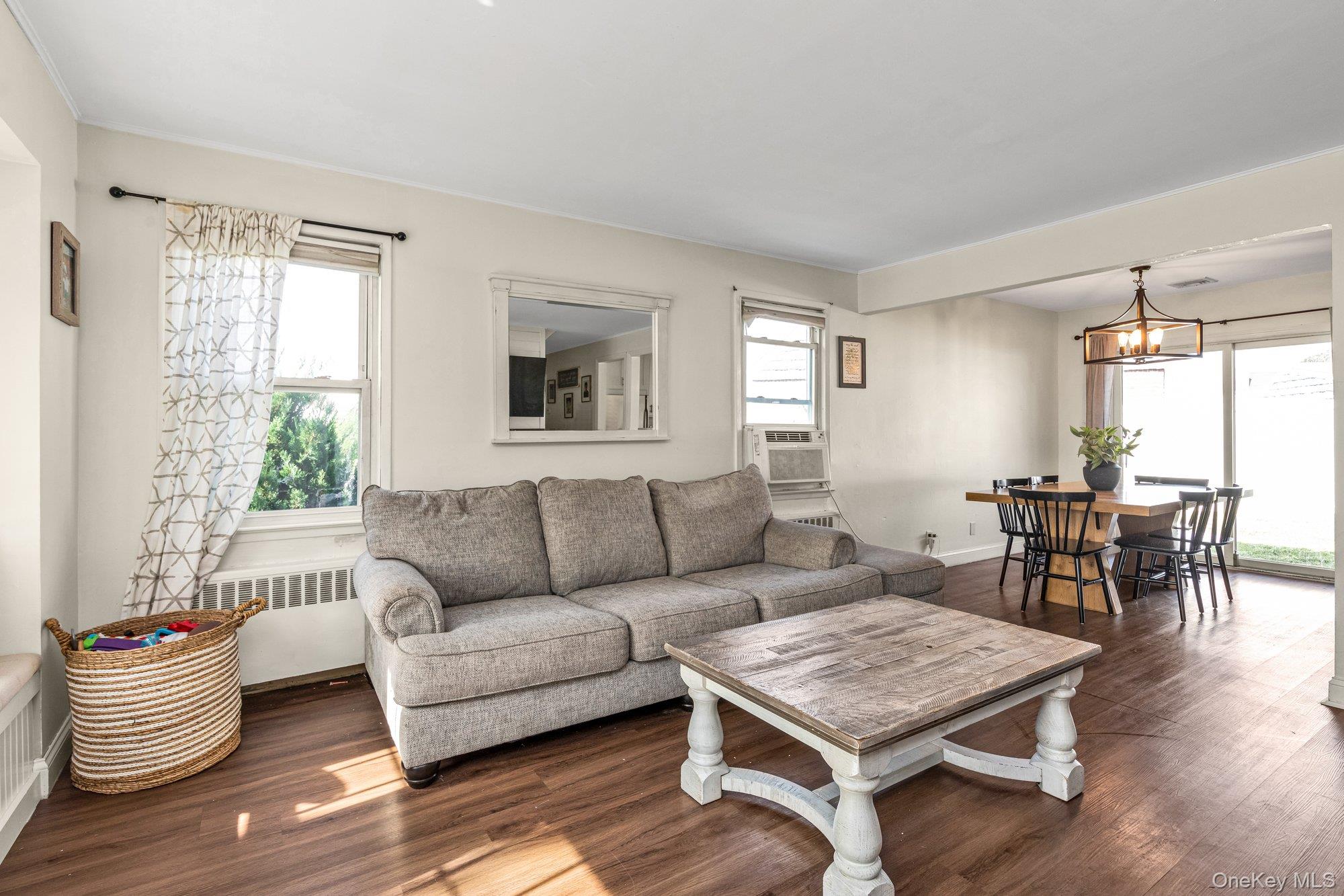 #4 photo, 95 Wheeler Avenue, Valley Stream , NY 11580