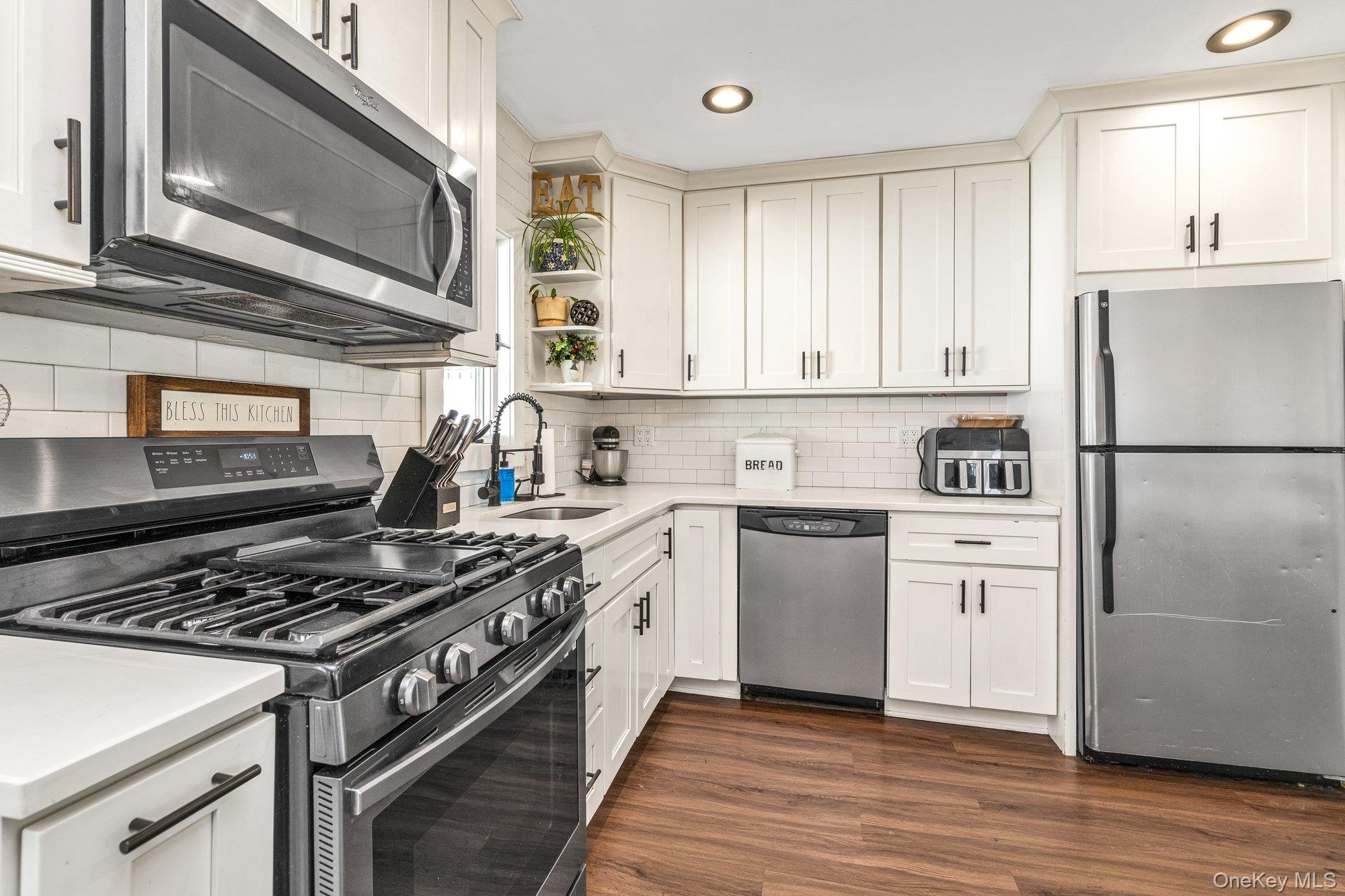 #7 photo, 95 Wheeler Avenue, Valley Stream , NY 11580