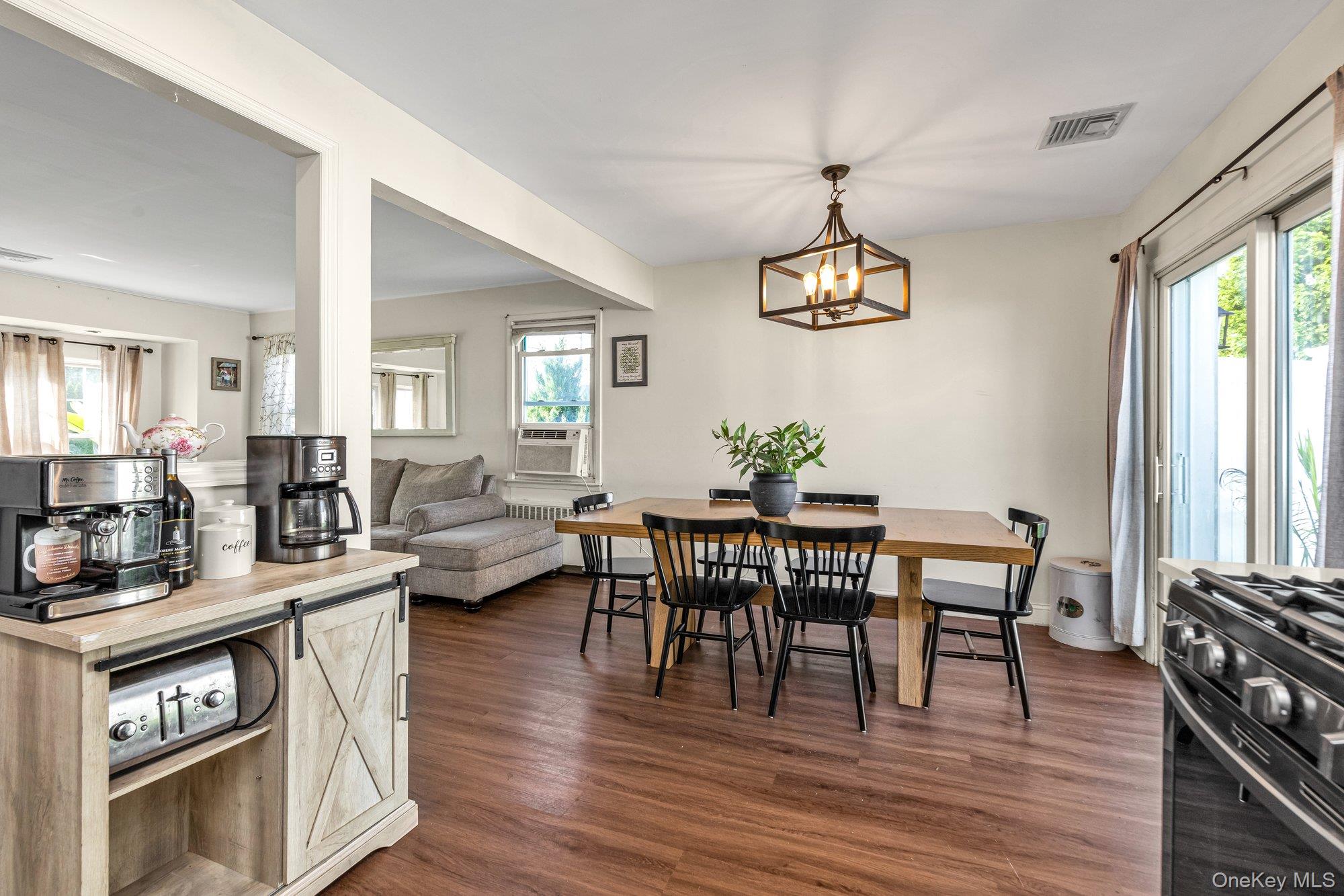 #9 photo, 95 Wheeler Avenue, Valley Stream , NY 11580