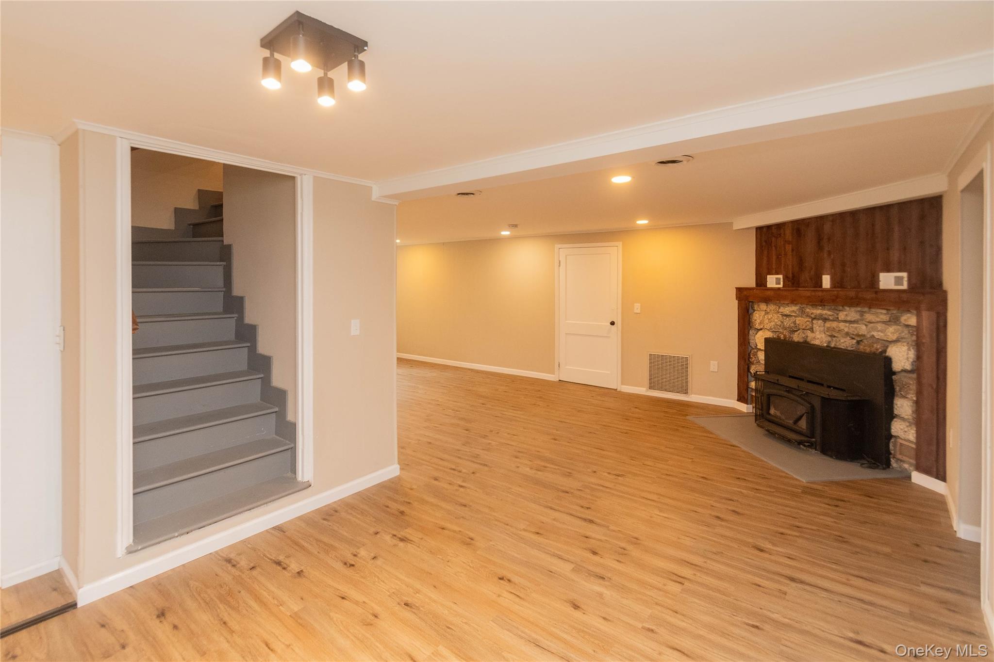 #6 photo, 79 Mountainside Road, Warwick , NY 10990