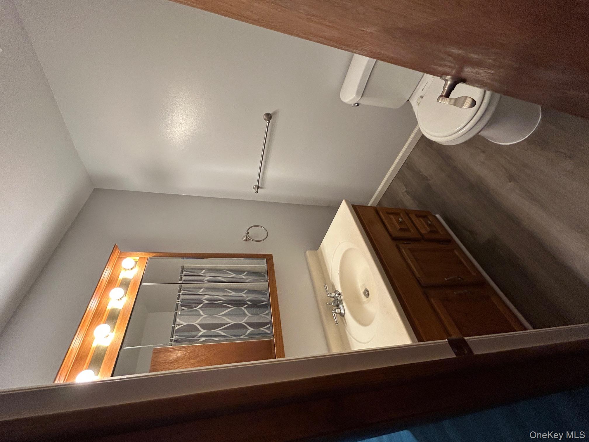 #10 photo, 3 Hook Road, Poughkeepsie , NY 12601