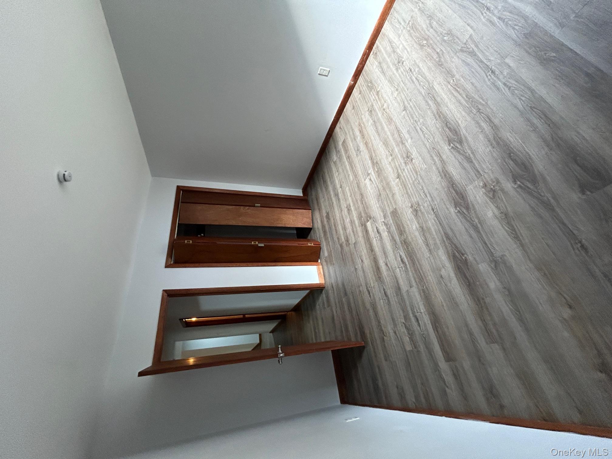 #8 photo, 3 Hook Road, Poughkeepsie , NY 12601