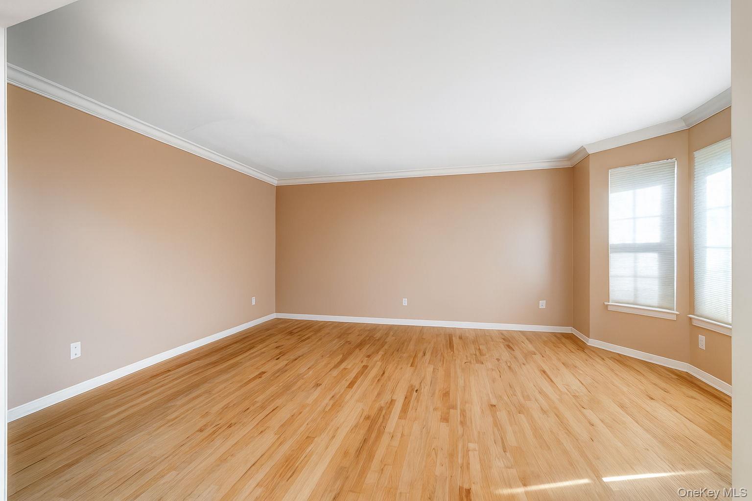 #14 photo, 1010 Pine View, New Windsor , NY 12553