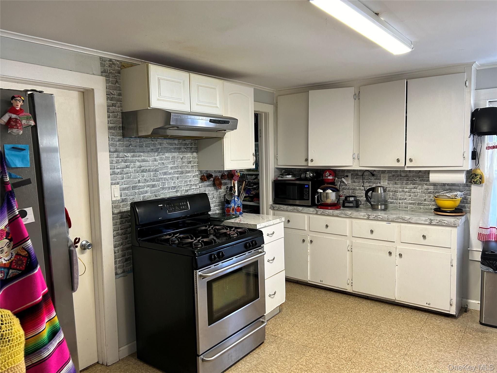 #15 photo, 226 Sweezy Avenue, Riverhead , NY 11901