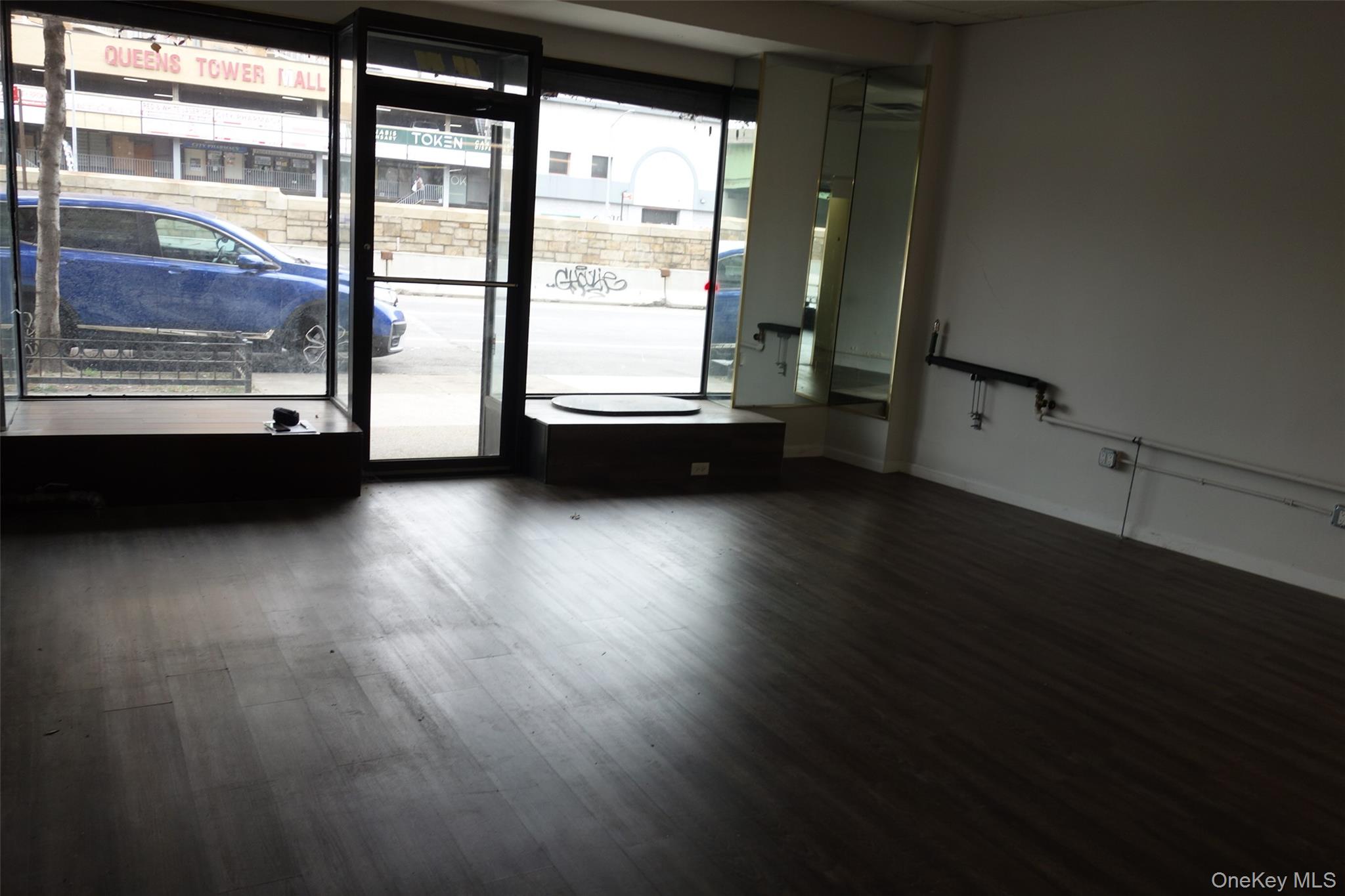 #3 photo, 9250 Queens Boulevard, Rego Park , NY 11374