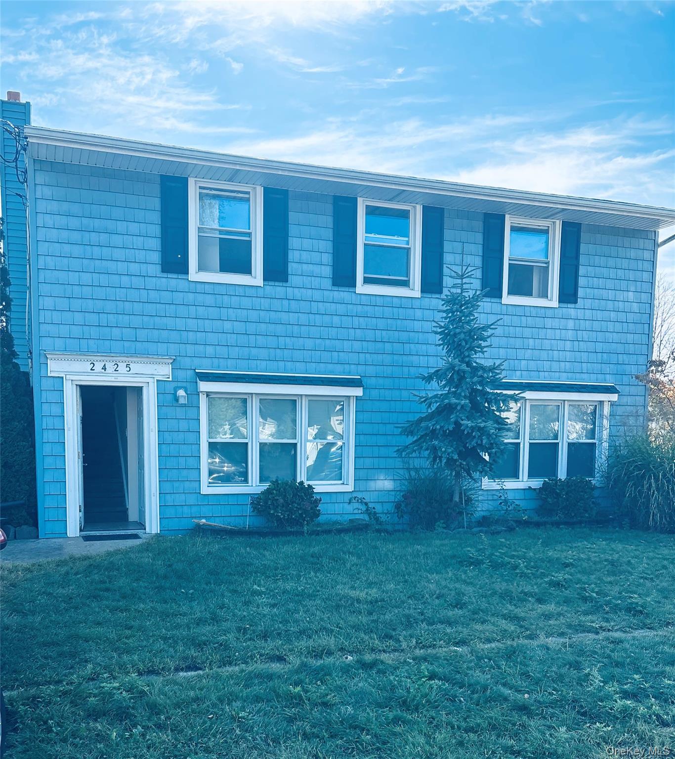 #1 photo, 2425 Jackson Avenue, 長島 Seaford , NY 11783