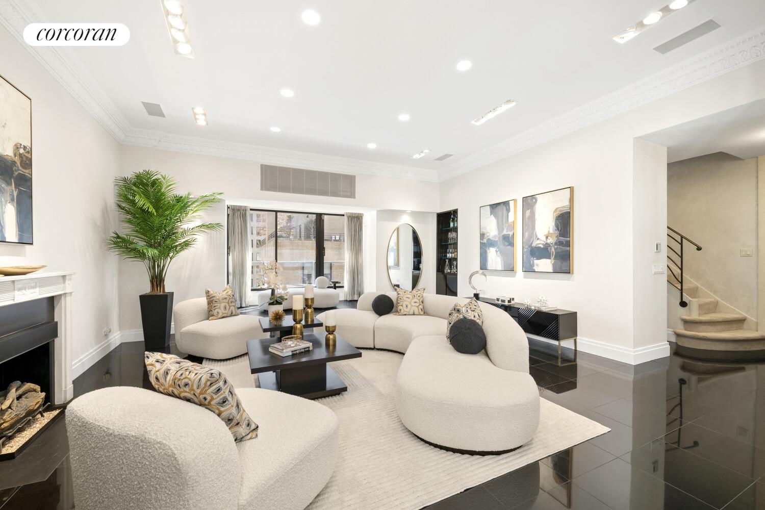 #1 photo, 880 5TH Avenue, Lenox Hill , NY 10021