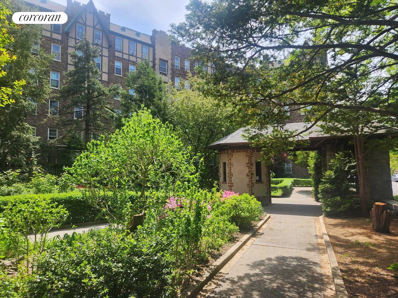 #18 photo, Bronx, Fieldston , NY 10463