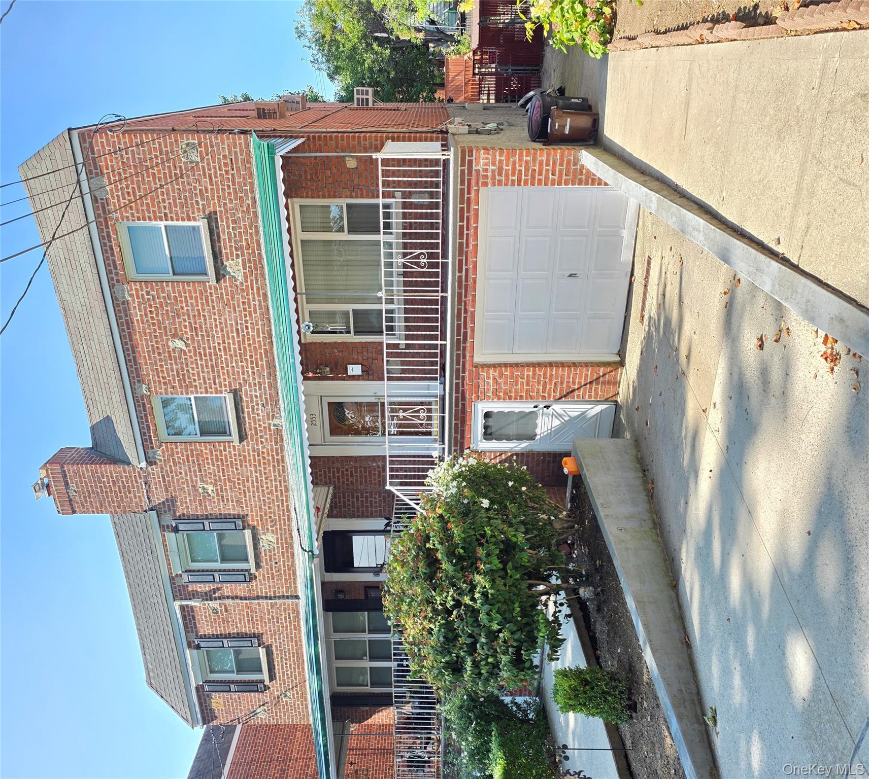 #1 photo, 2553 Fish Avenue, Bronx , NY 10469