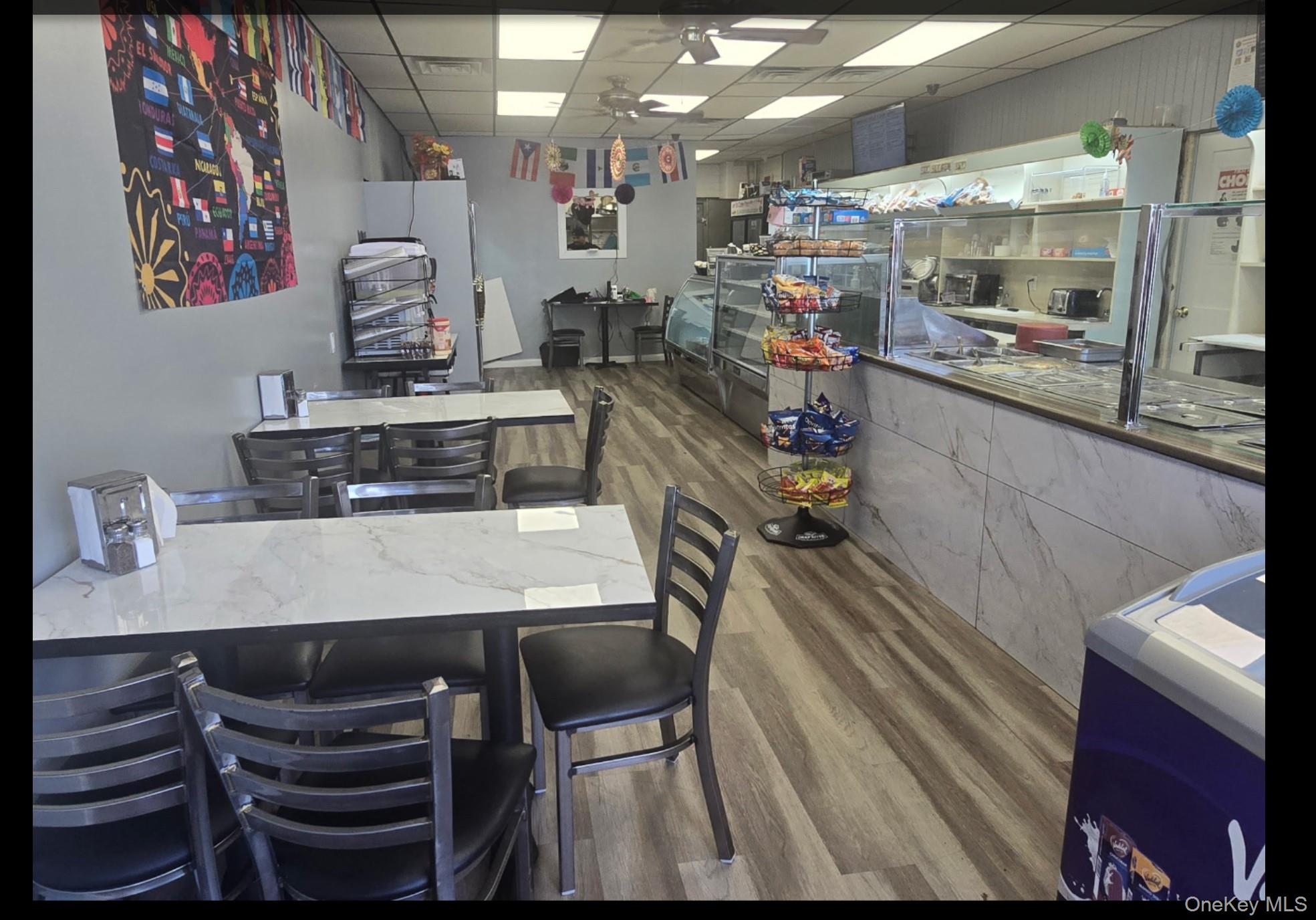 #3 photo, 1 W Village Green, ナッソー郡 Hicksville , NY 11801