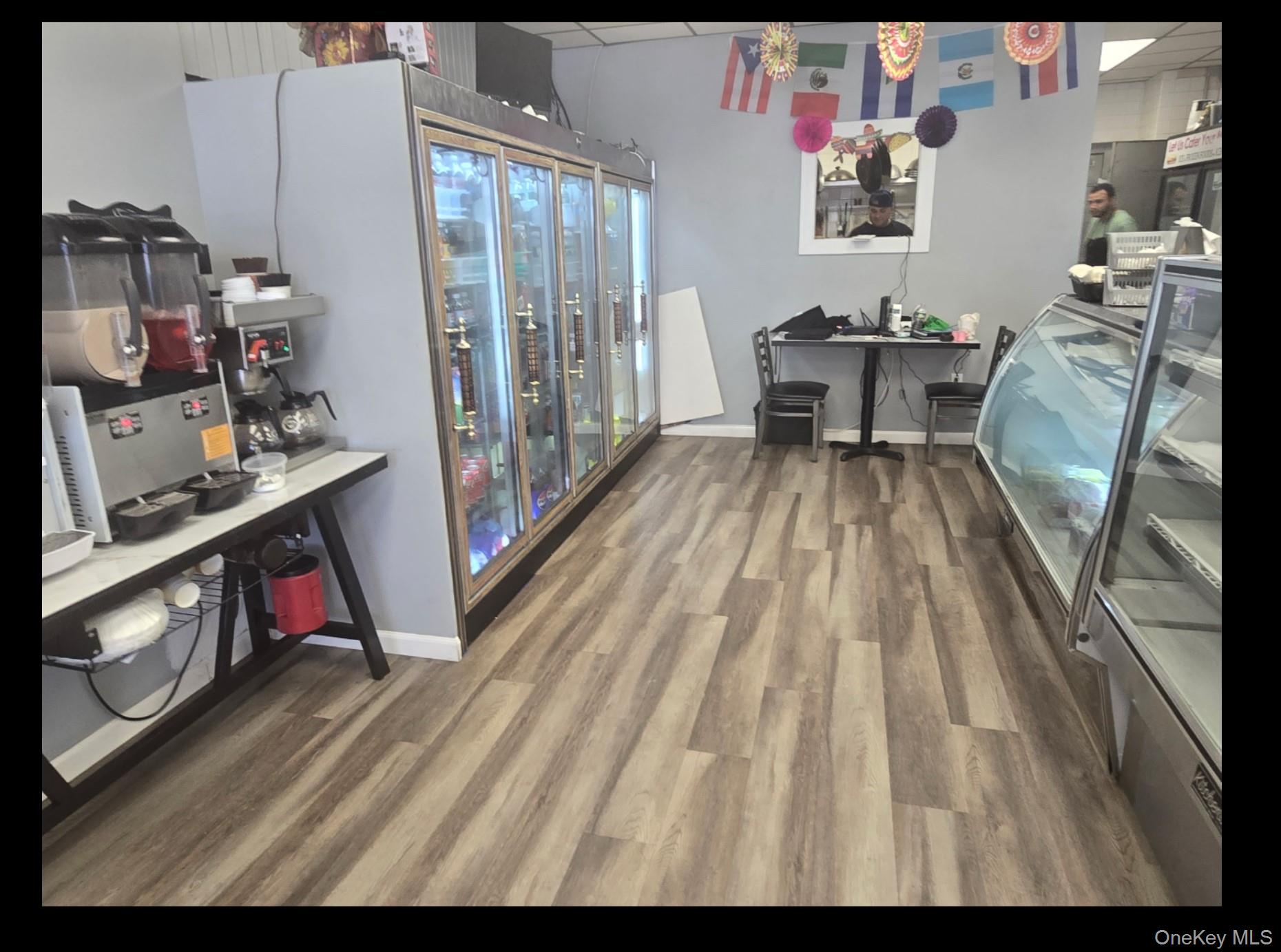 #4 photo, 1 W Village Green, ナッソー郡 Hicksville , NY 11801