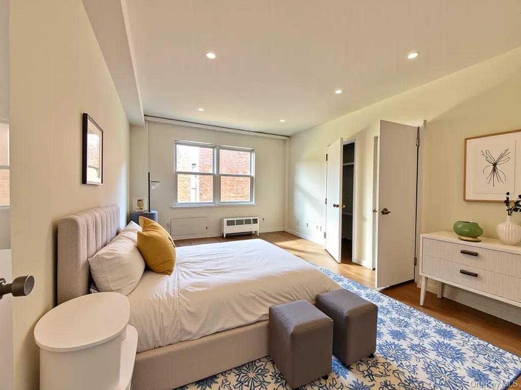 #4 photo, 90-59 56 Avenue, Elmhurst , NY 11373