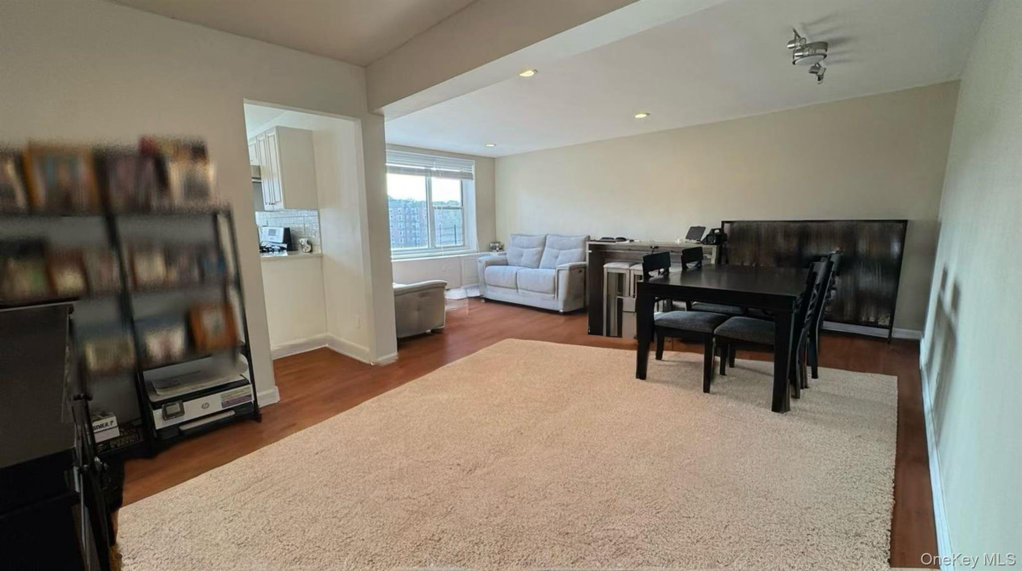 #2 photo, 211-10 18th Avenue, クイーンズ区 Bayside , NY 11360