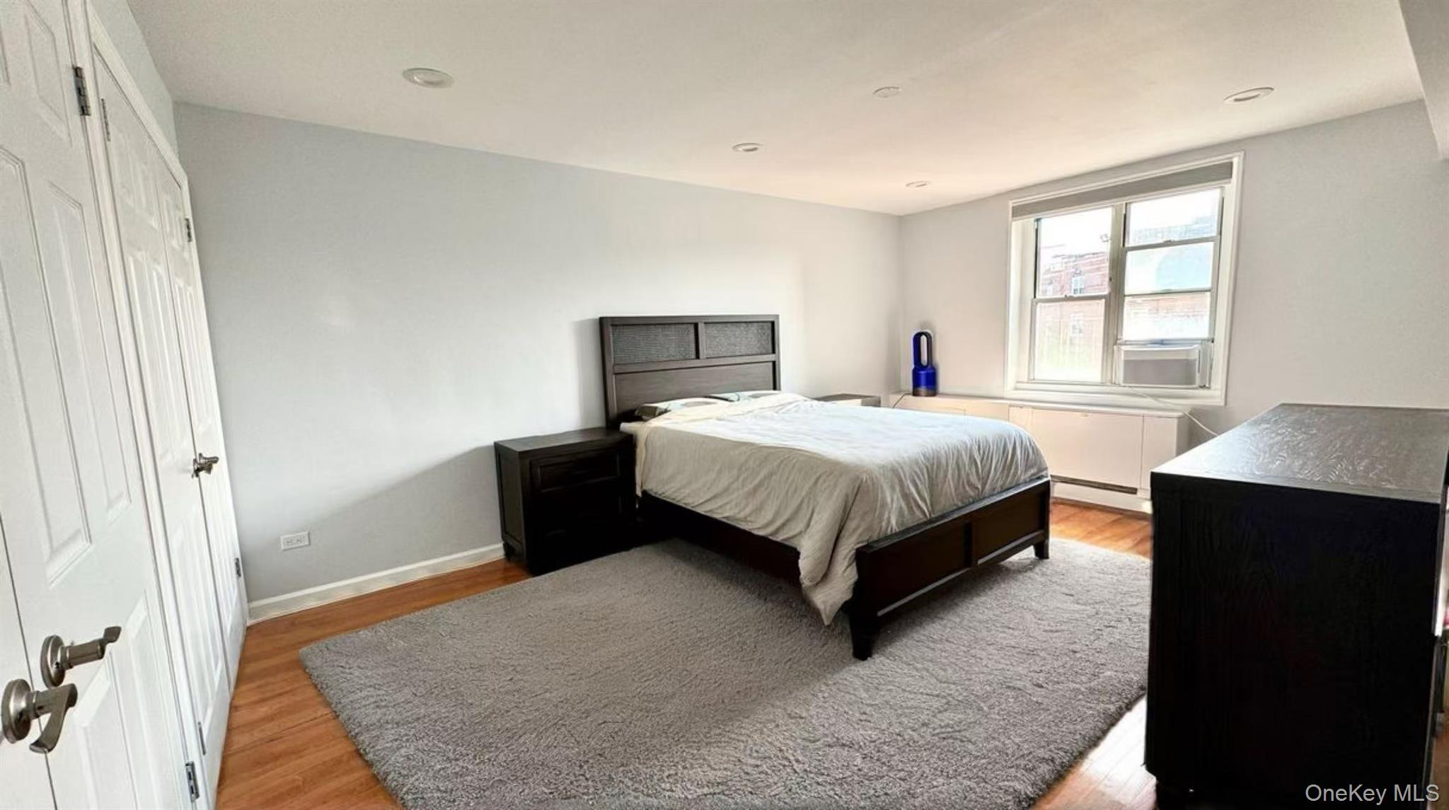 #4 photo, 211-10 18th Avenue, クイーンズ区 Bayside , NY 11360