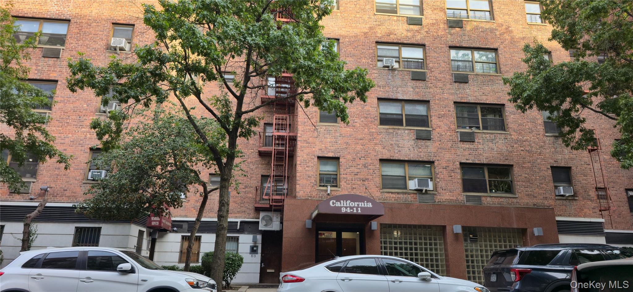 #5 photo, 94-11 60th Avenue, Elmhurst , NY 11373