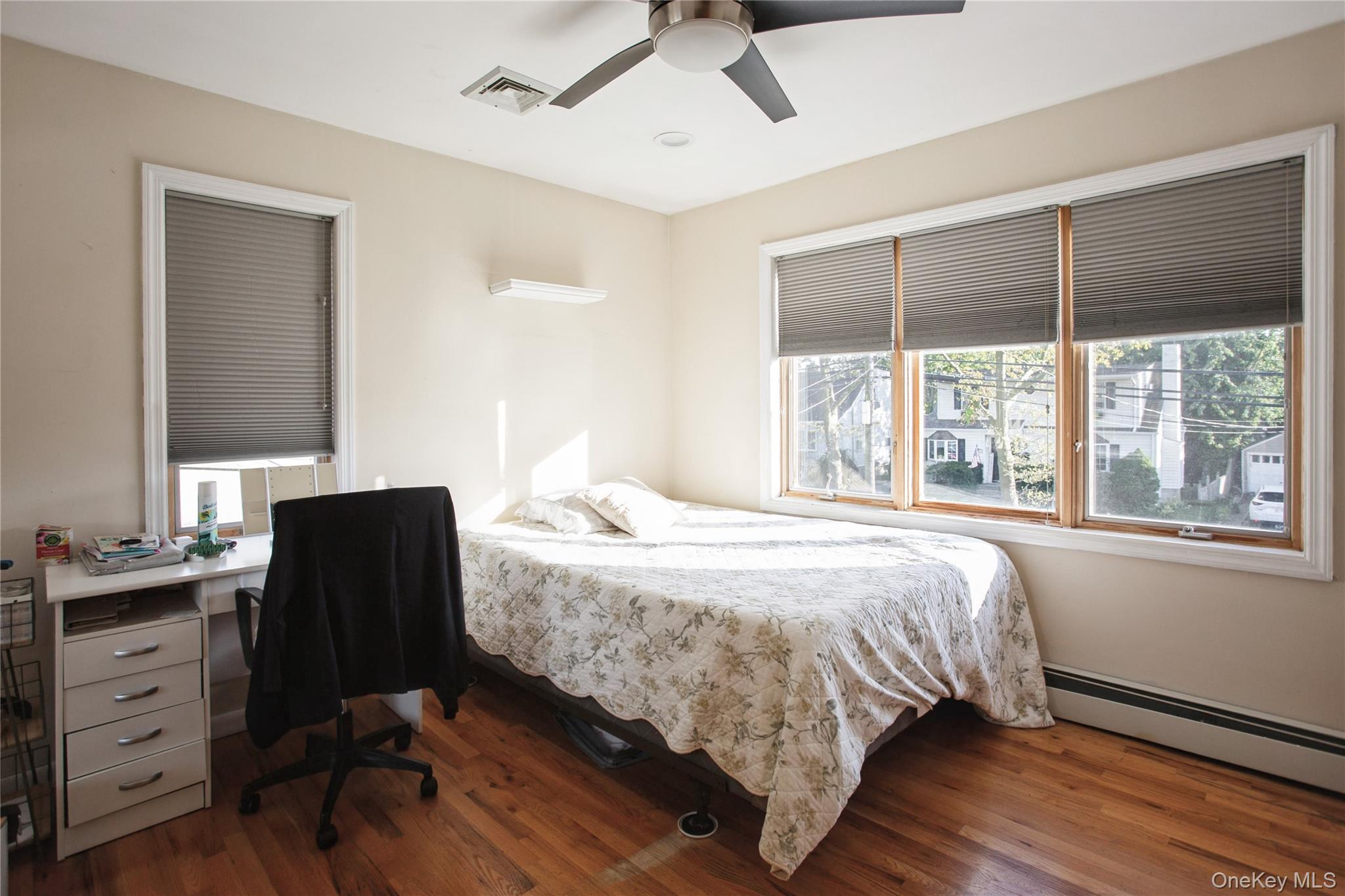 #14 photo, 24 Yarmouth Road, ナッソー郡 East Rockaway , NY 11518