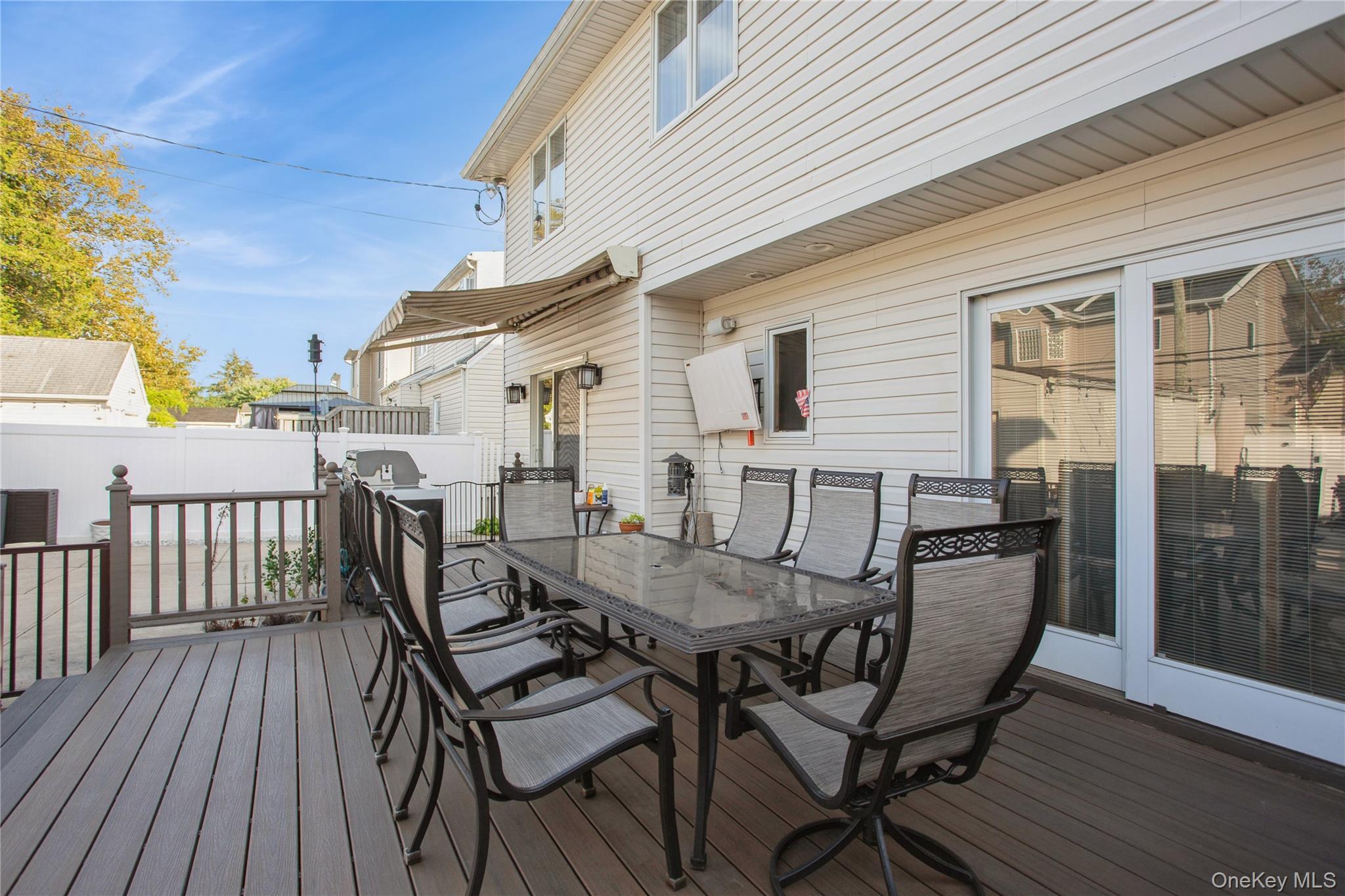 #18 photo, 24 Yarmouth Road, ナッソー郡 East Rockaway , NY 11518