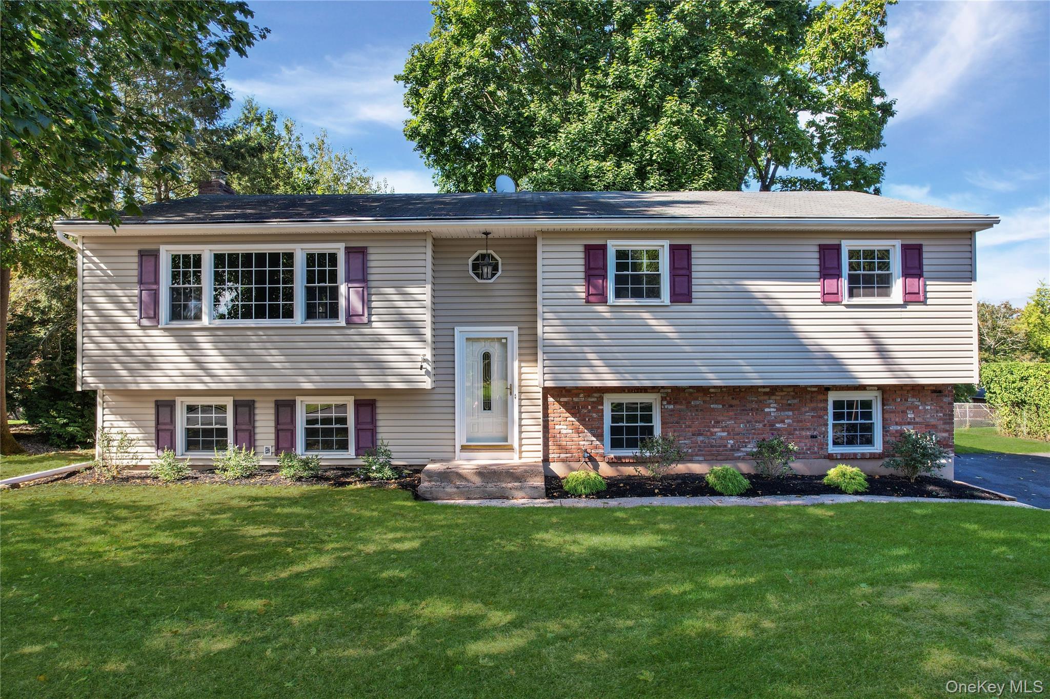 #1 photo, 11 Mein Drive, New City , NY 10956