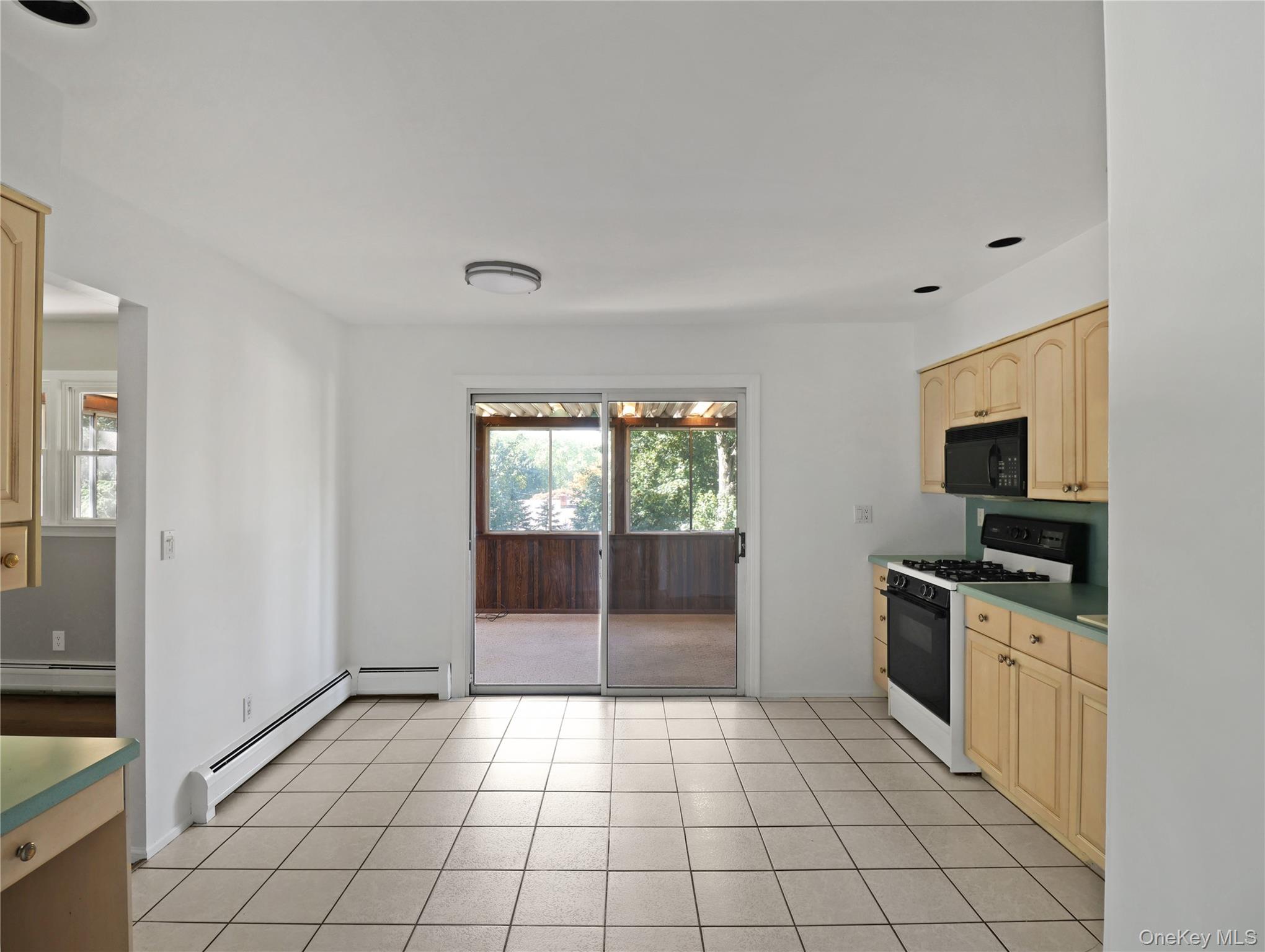 #12 photo, 11 Mein Drive, New City , NY 10956